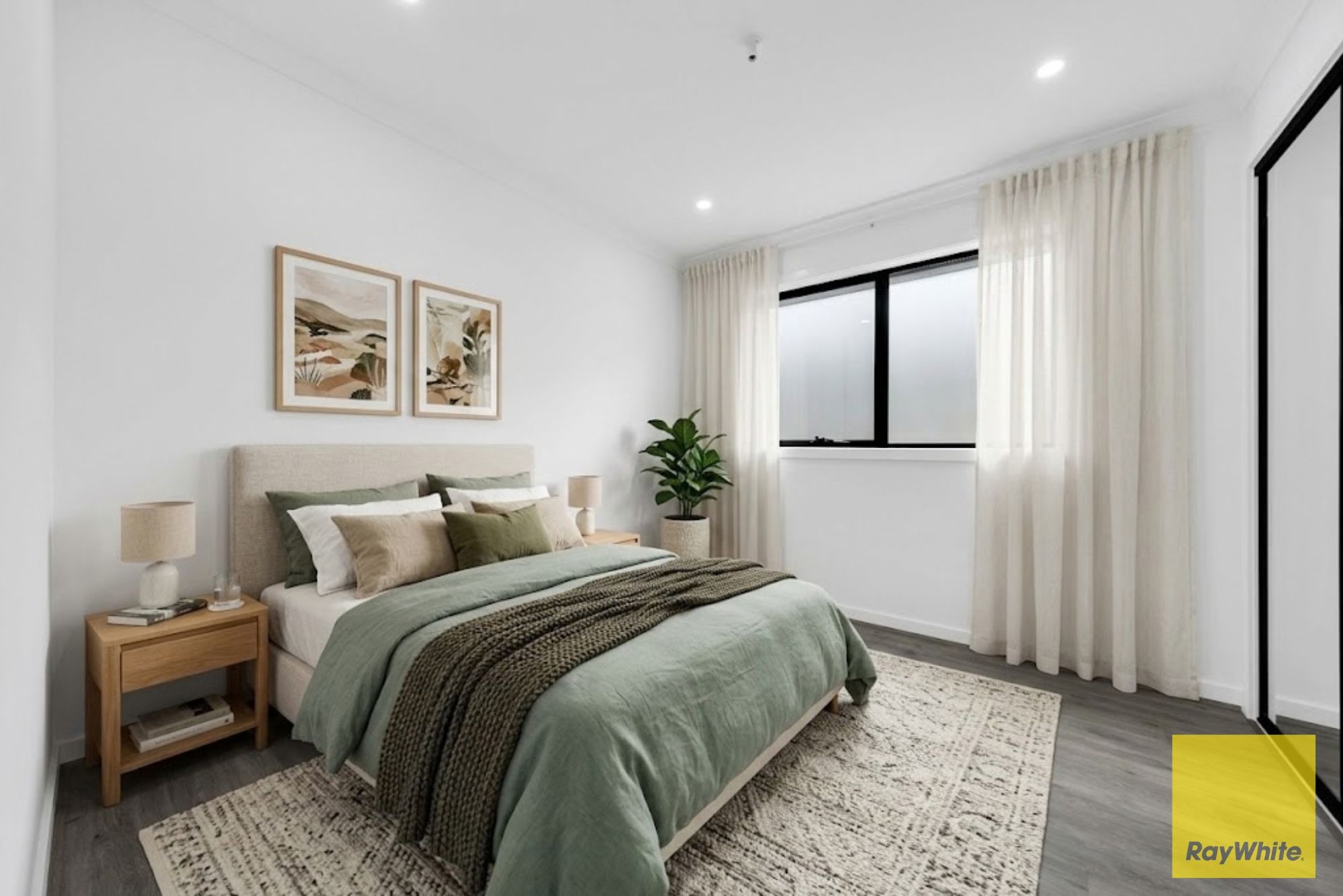 121 Albert Drive — photo 4 of 13