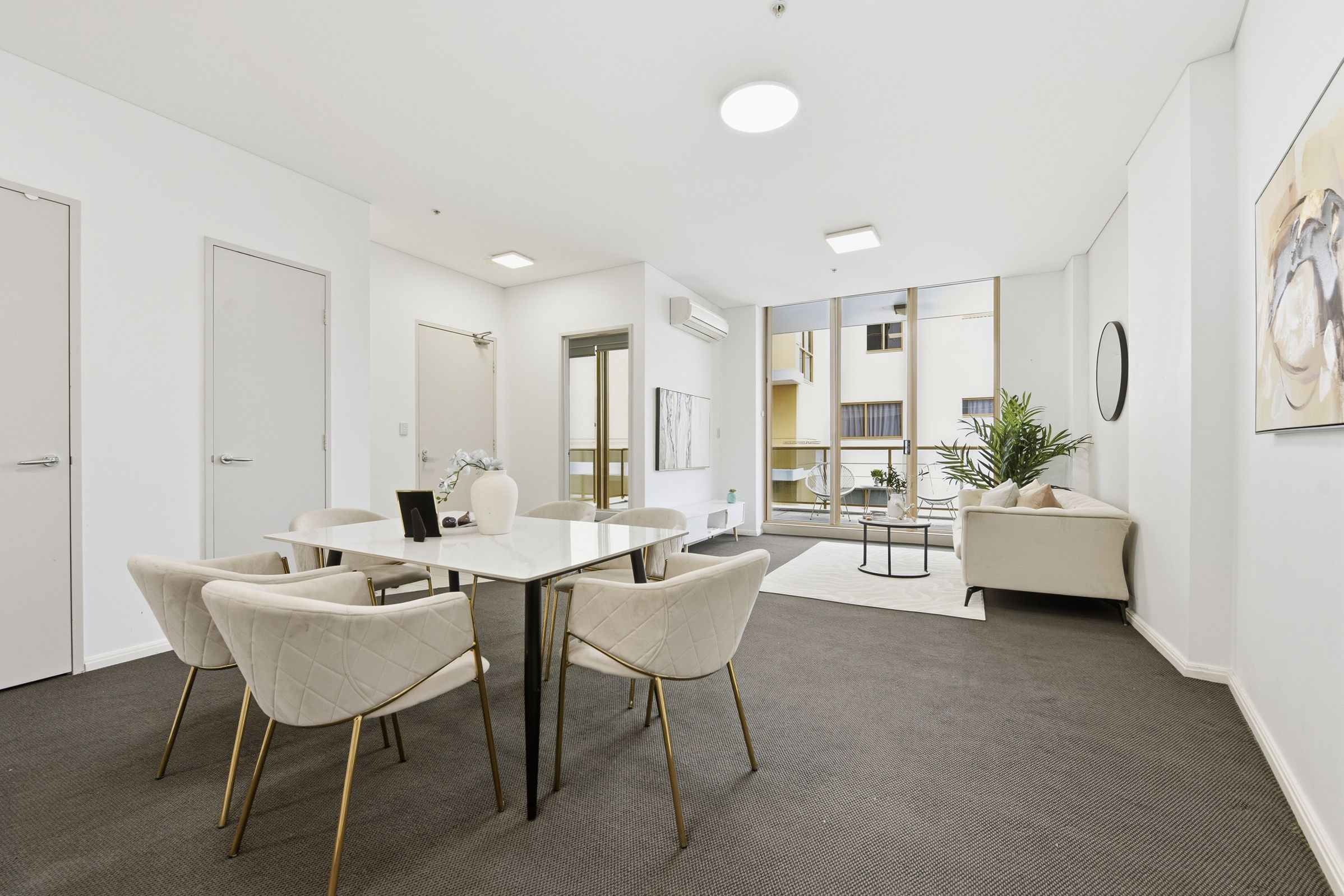 836/2 Mill Park Street — photo from Ray White City South