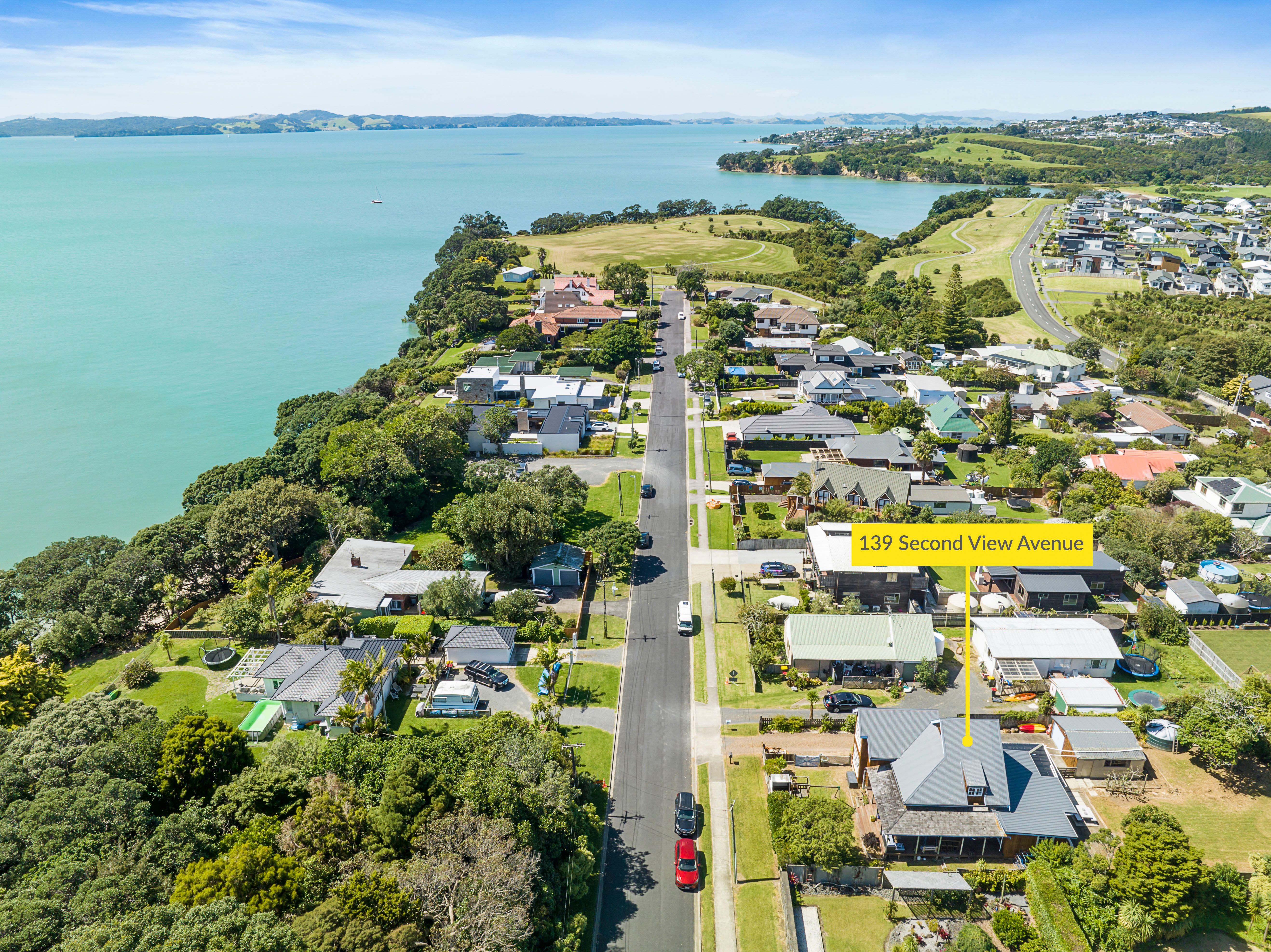 139 Second View Avenue, Beachlands, Manukau City