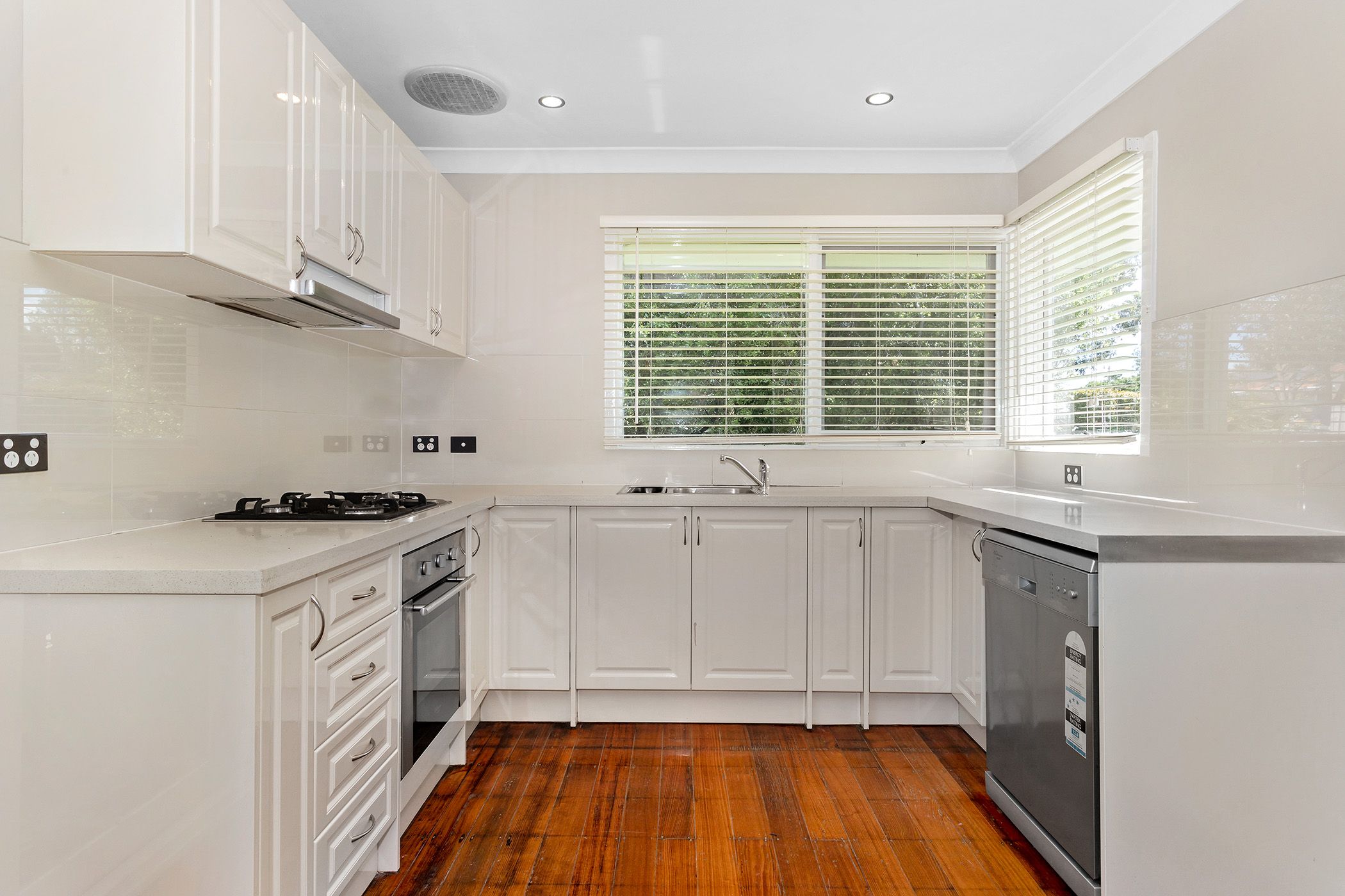 60 Towerhill Road, Frankston, VIC 3199
