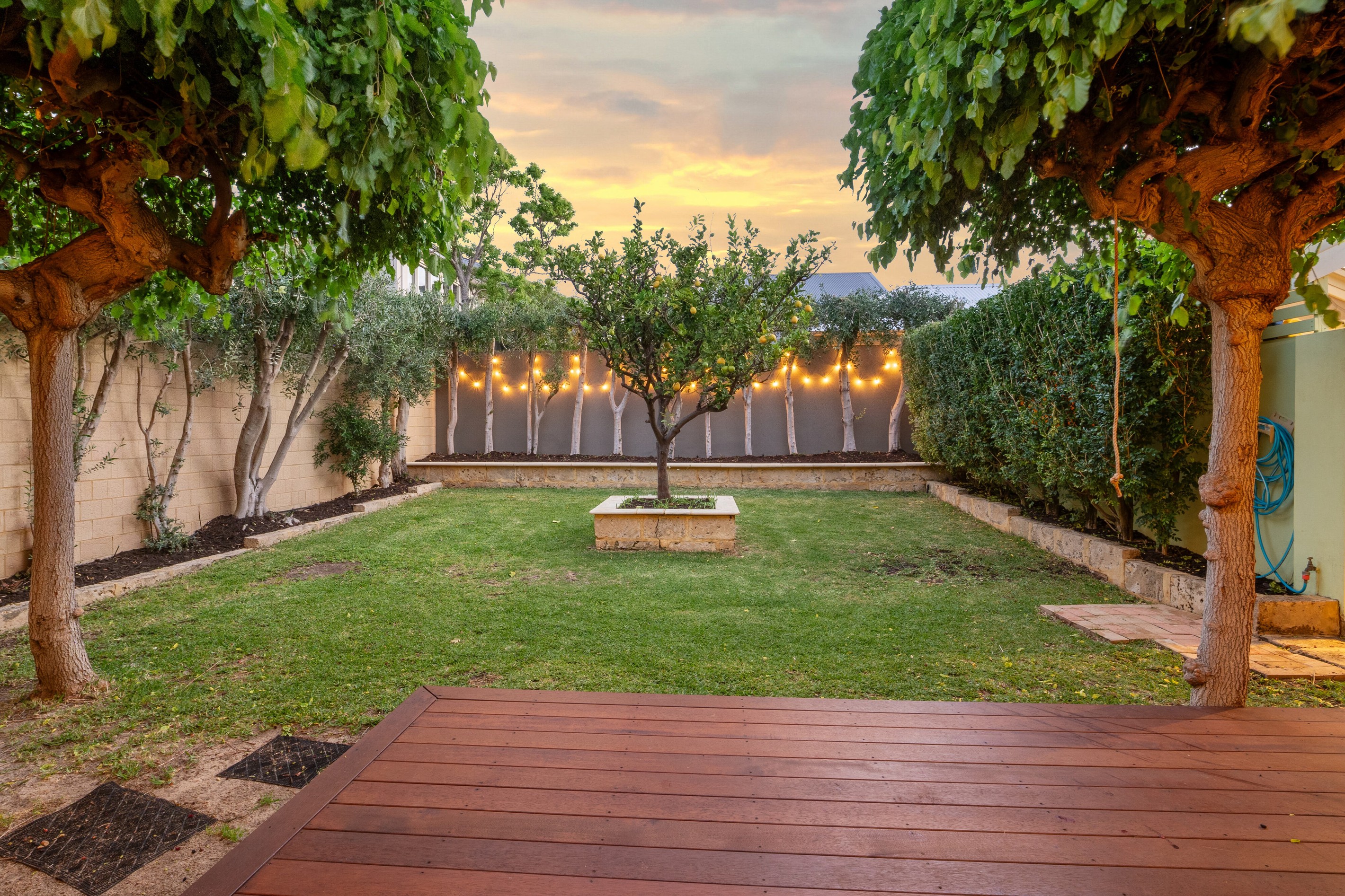 23B Margaret Street, Watermans Bay, WA 6020