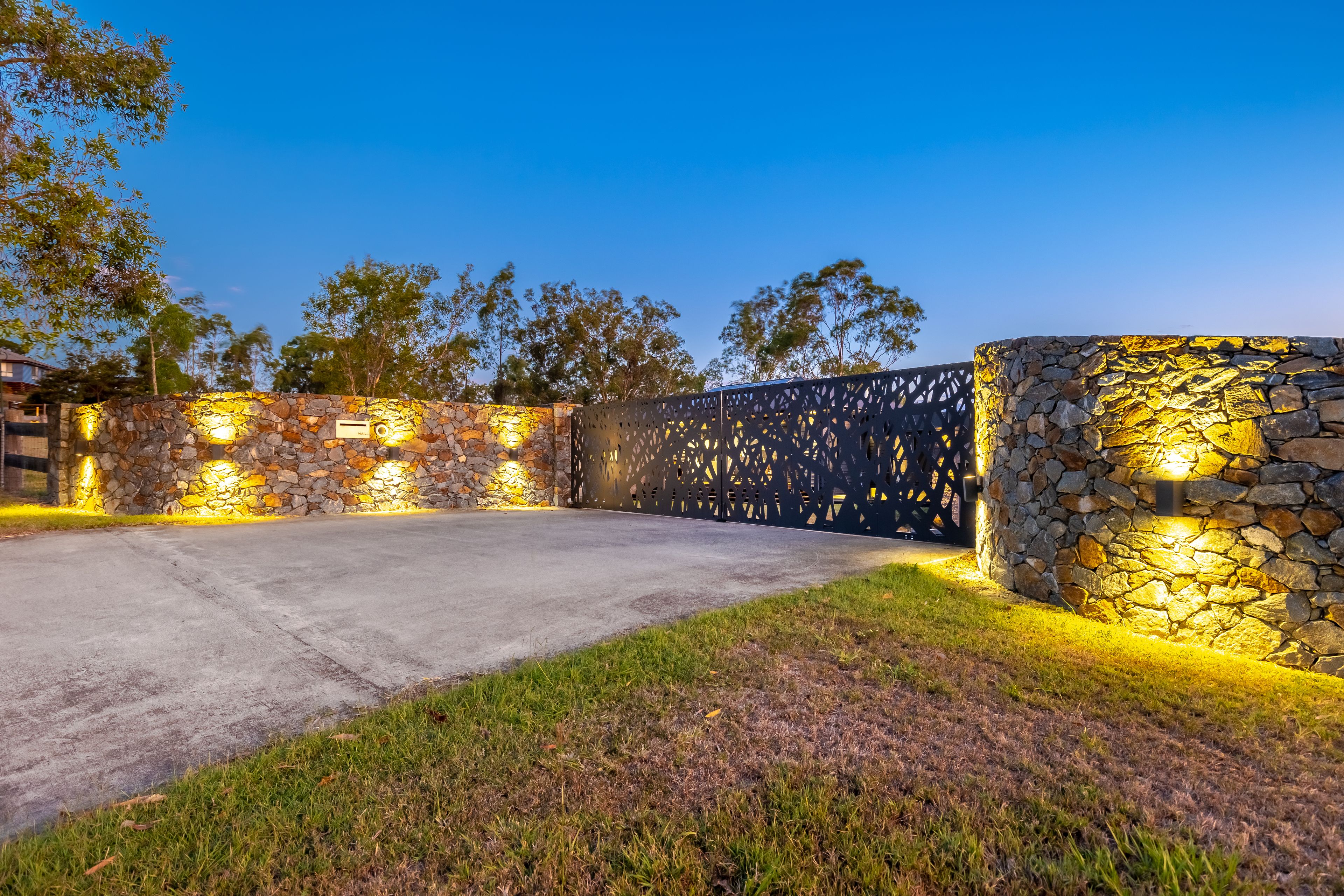 16-26 Anne Collins Crescent, Mundoolun, QLD 4285