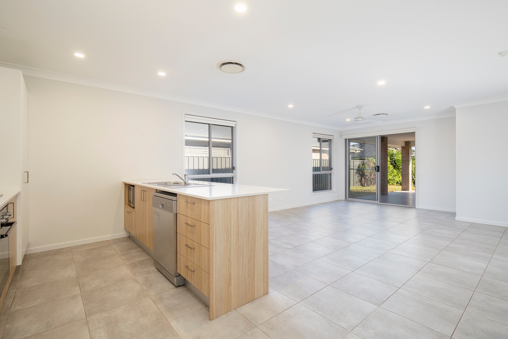 17 Rosemary Street, Fern Bay, NSW 2295