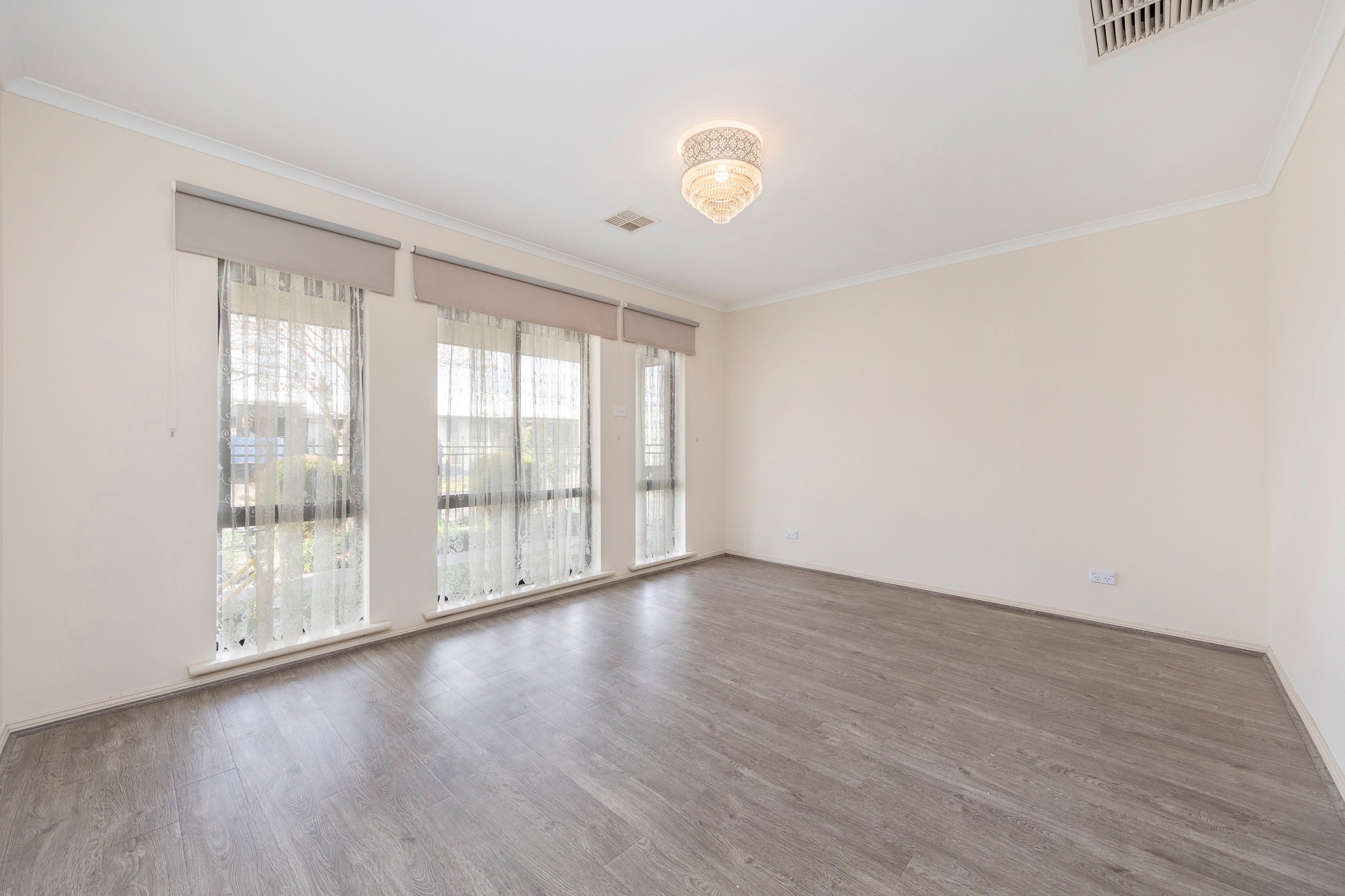 5 Carode Street, Munno Para, SA 5115