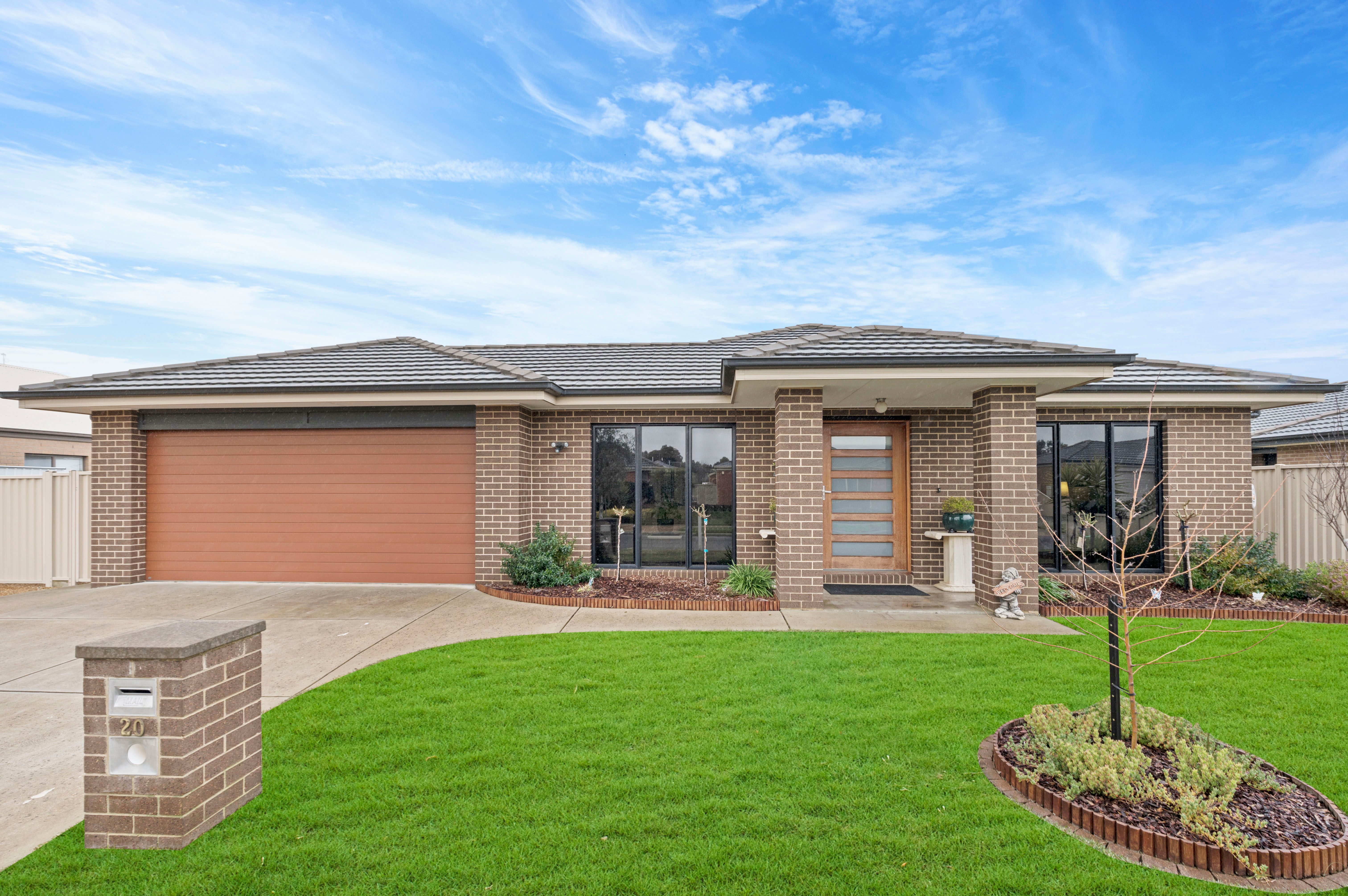 20 Barley Sheaf Drive, Miners Rest  Victoria  3352, Australia