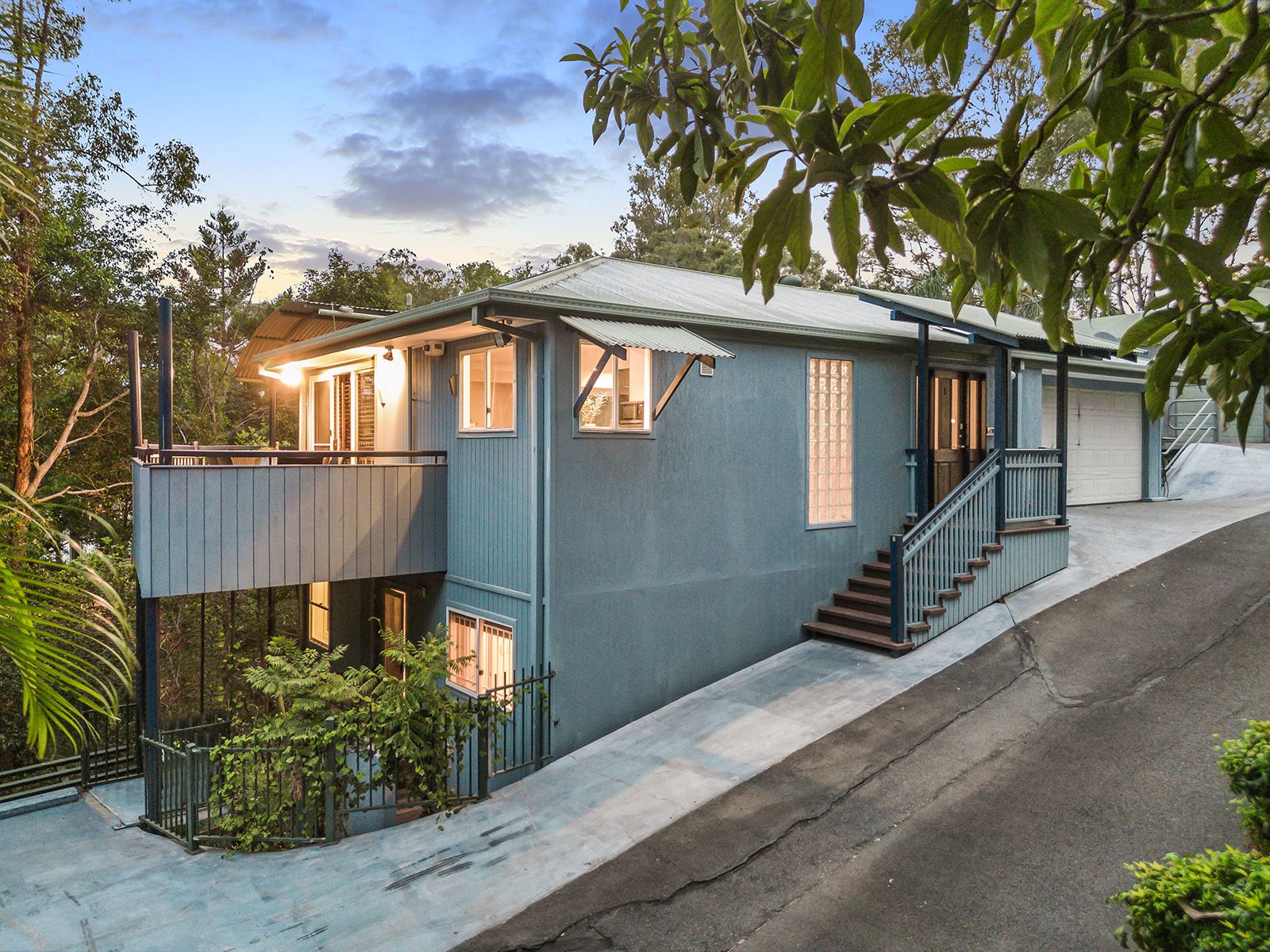 27 Radnor Street, Indooroopilly QLD 4068