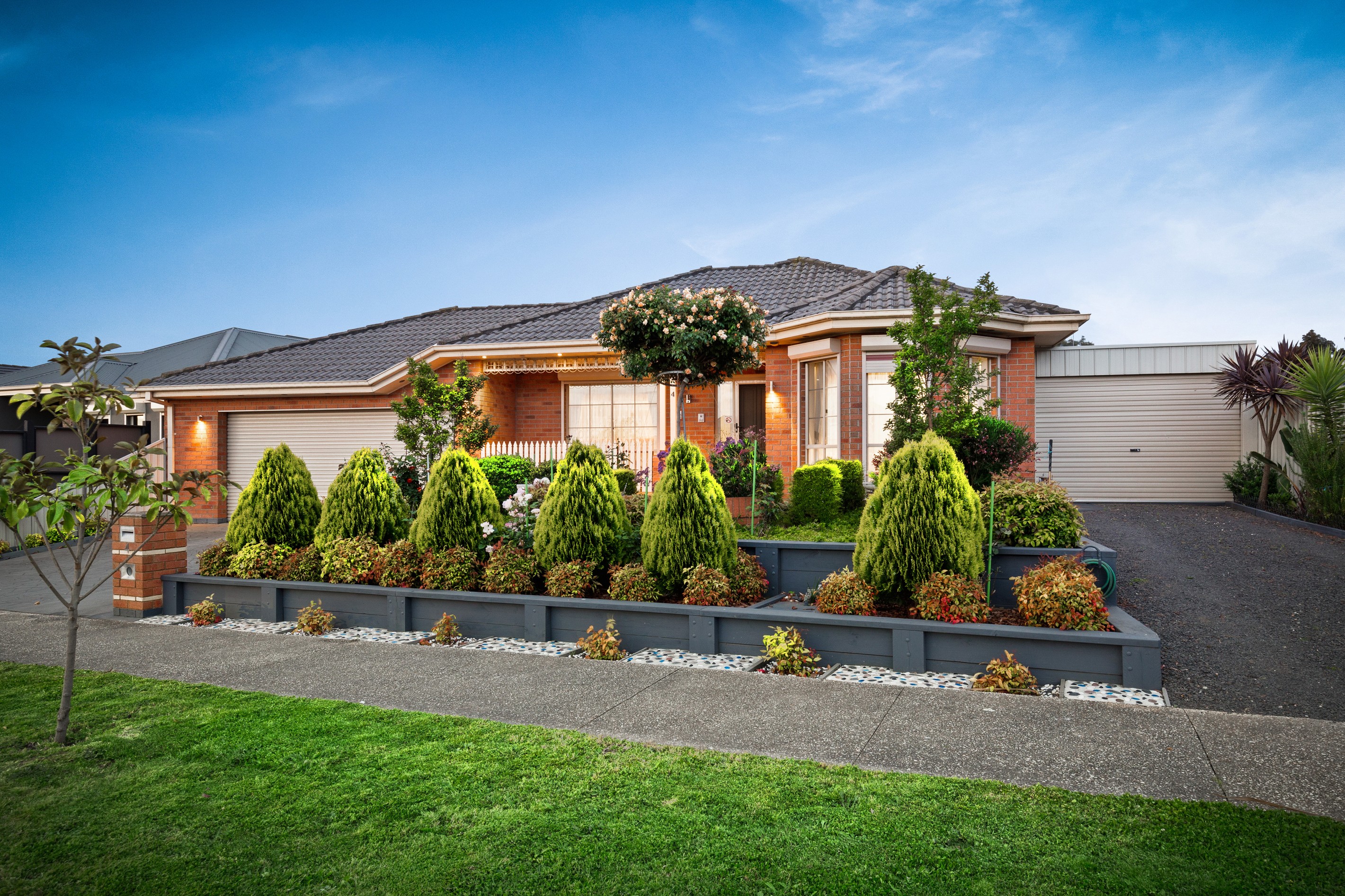 4 Ben Cairn Mews, Pakenham, VIC 3810