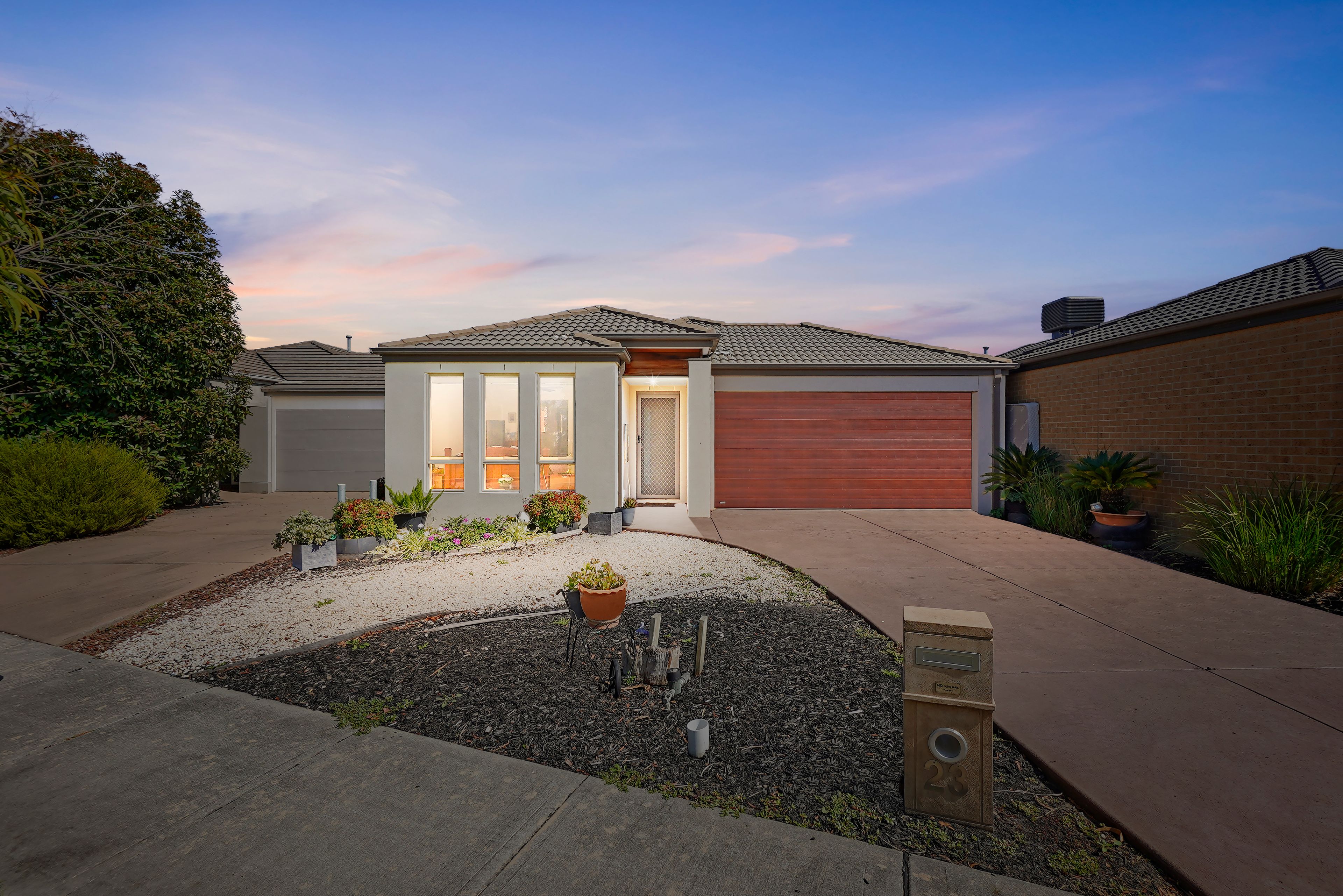 23 Serenity Street, Pakenham VIC 3810