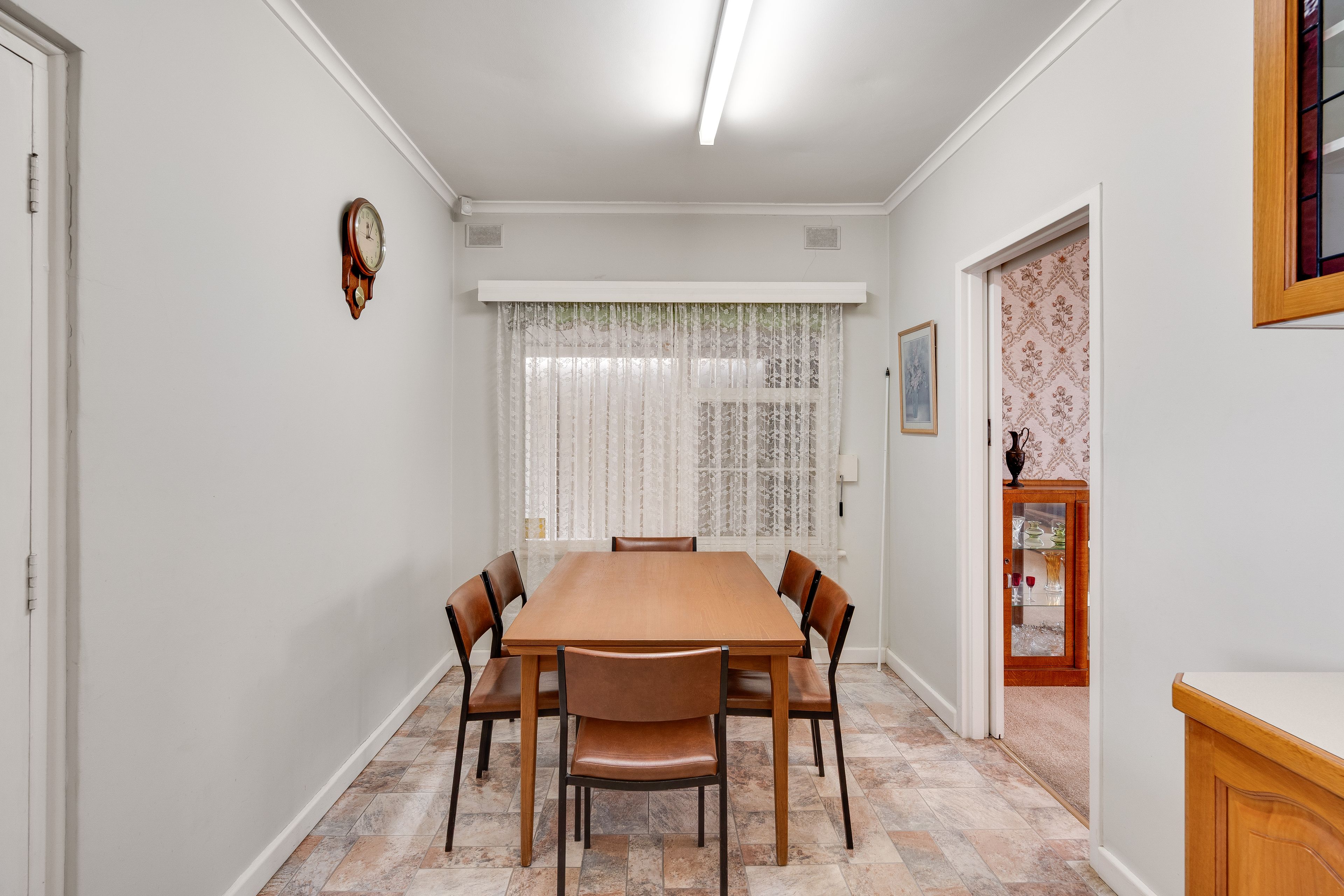 38 Ayredale Avenue — photo 9 of 23