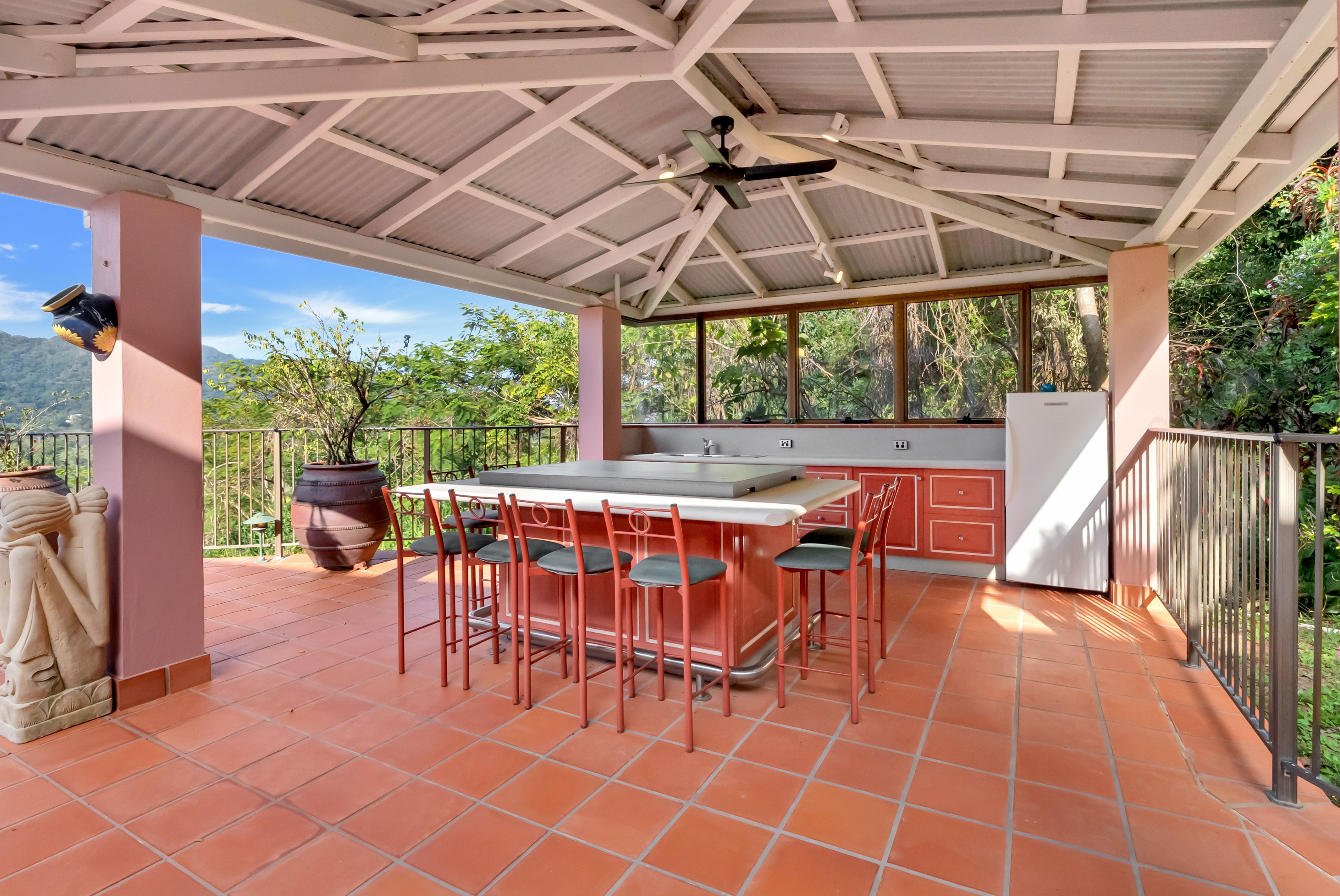 5-6 Panoramic Place — photo 4 of 27