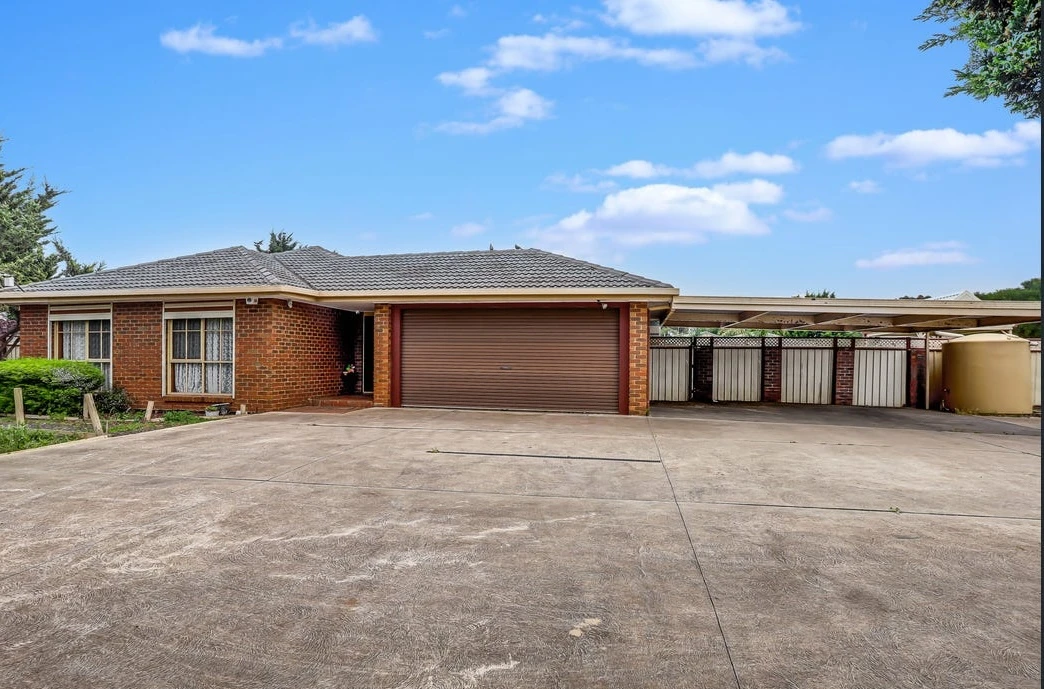 9 Gloaming Ride, Kurunjang, VIC 3337