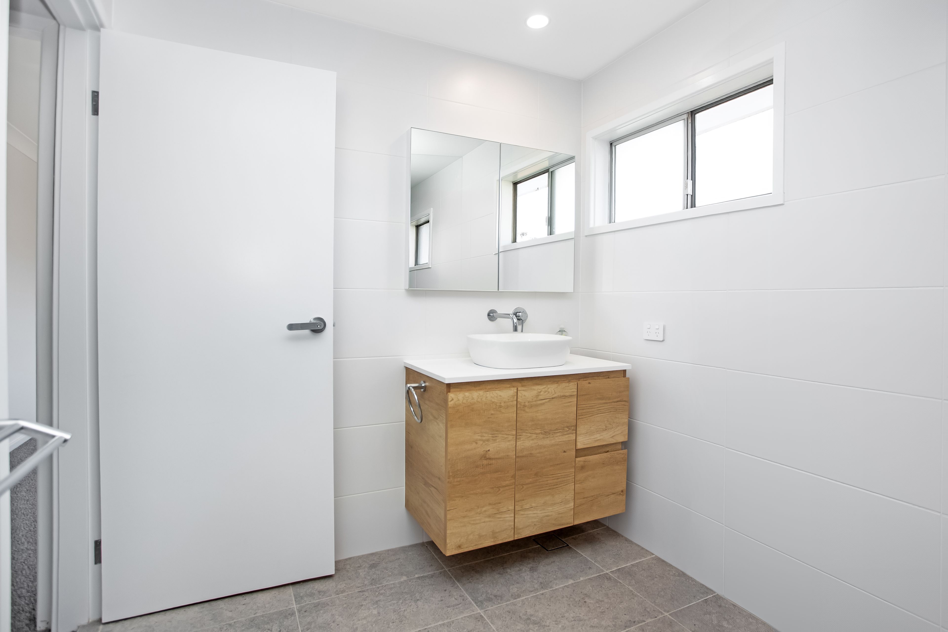 28 Motum Avenue — photo 18 of 30