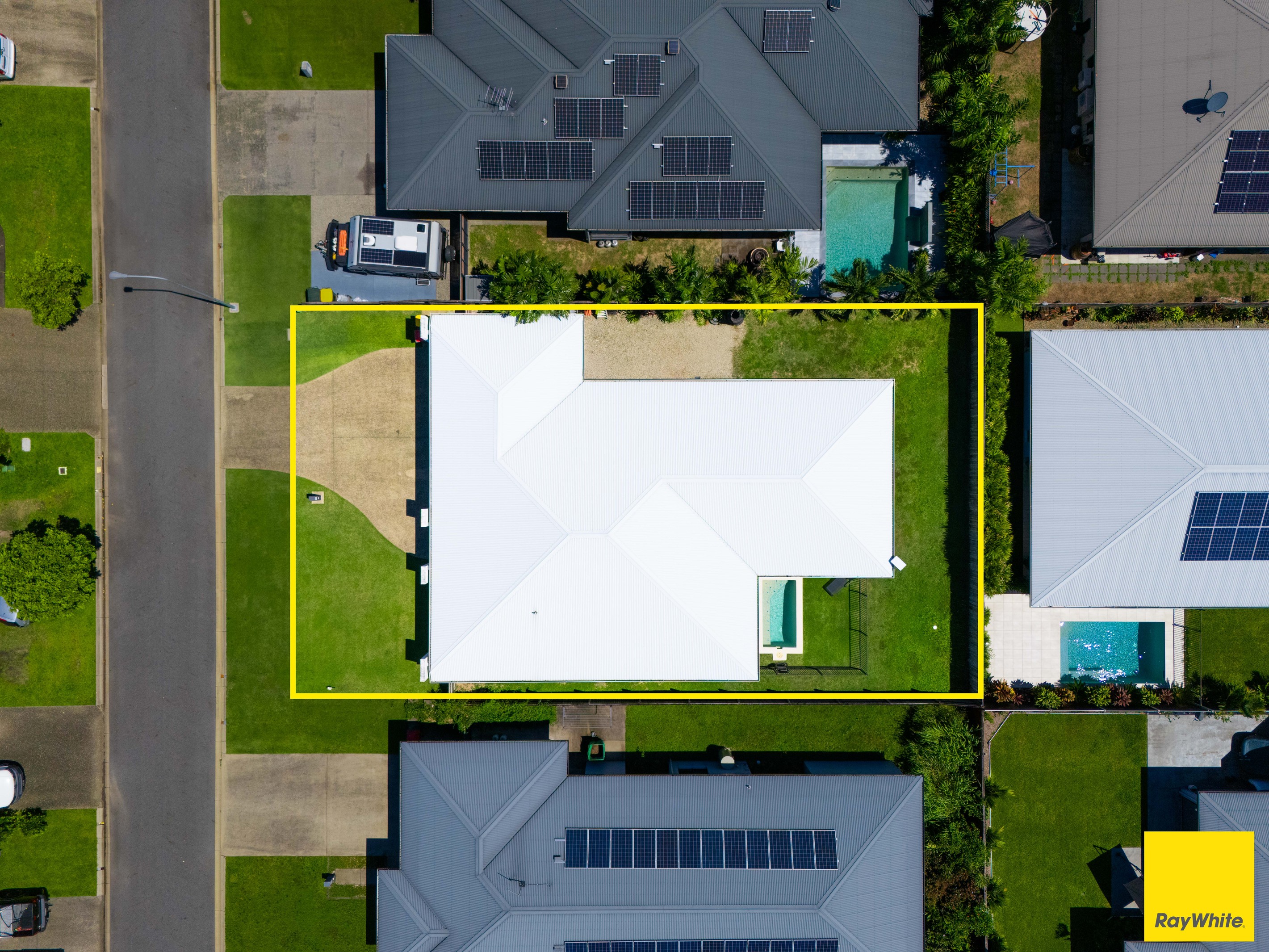 7 Pacific Place, Trinity Park, QLD 4879