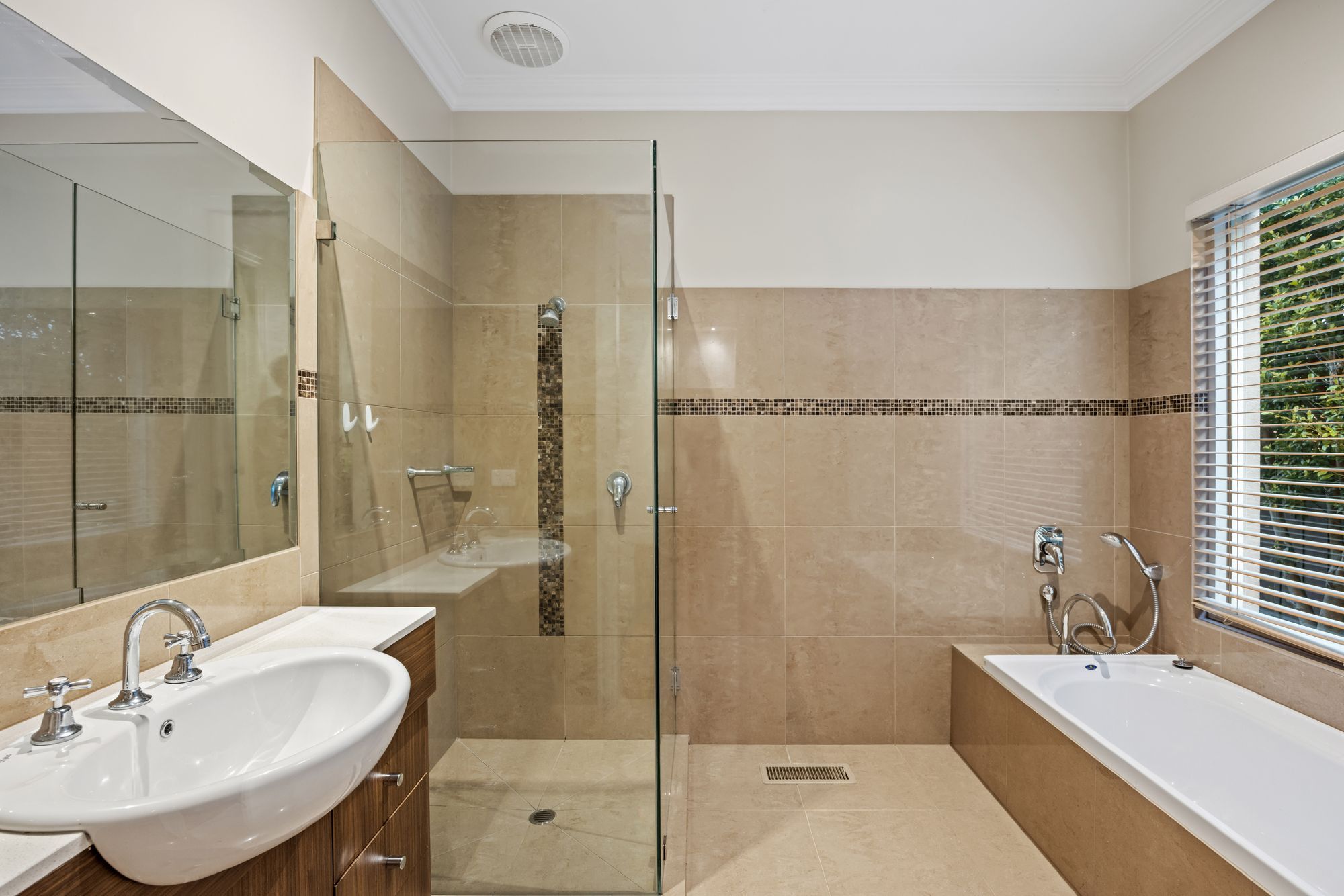 13 Beaconhill Drive — photo 12 of 20