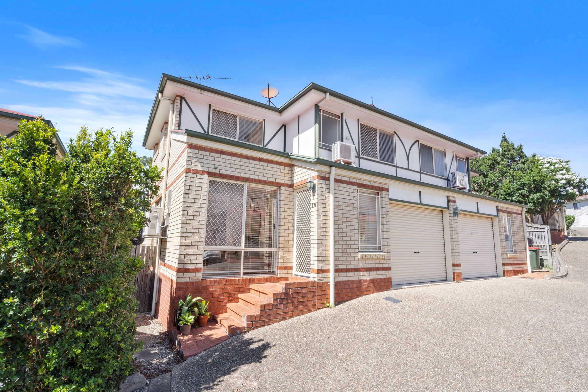 24 Hill Crescent, Carina Heights QLD 4152