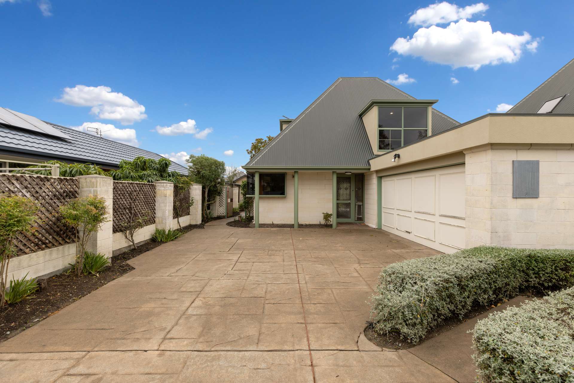 1/5 Andybrae Lane photo 0