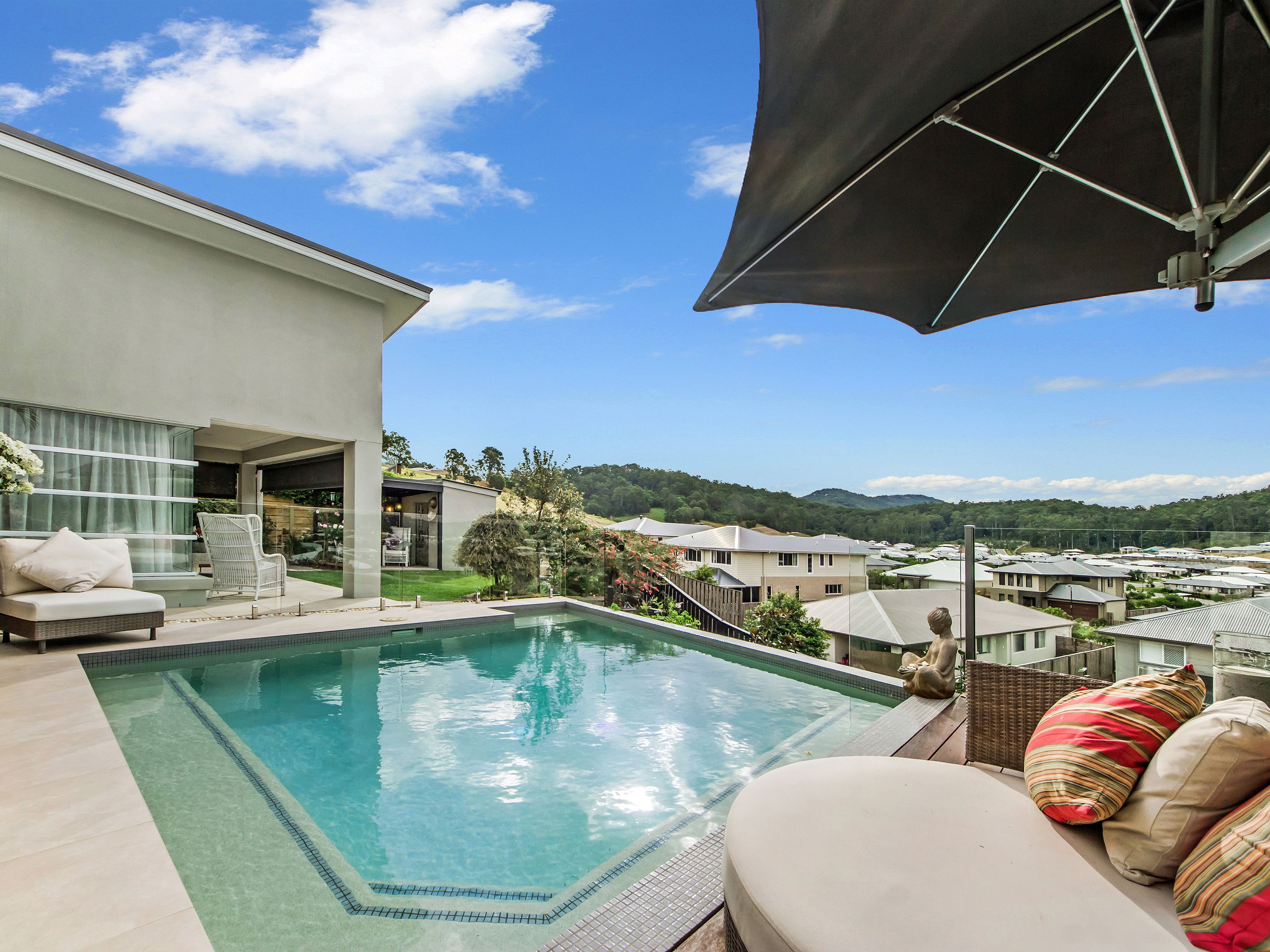 33 Northern Skies Terrace, Maudsland, QLD 4210