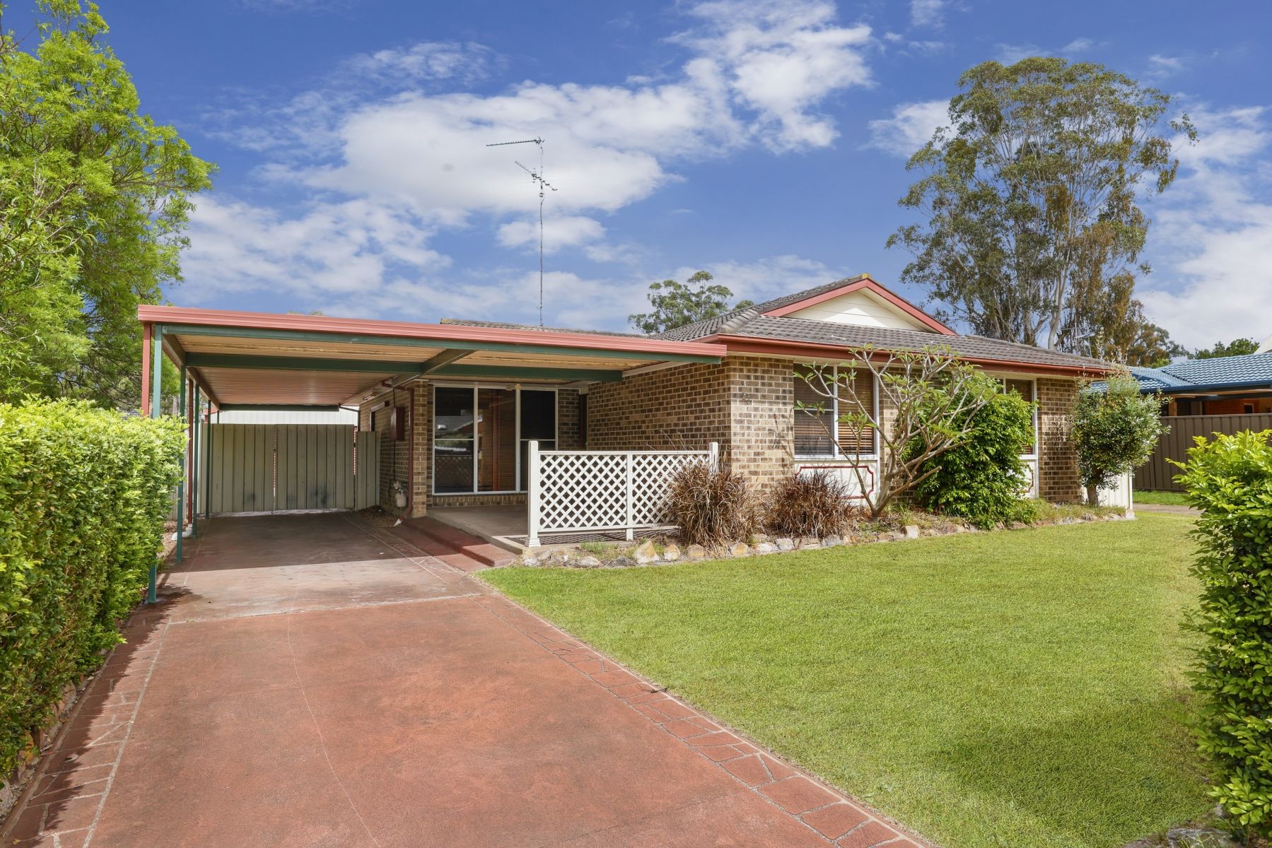 33 Camelot Drive, Cranebrook NSW 2749