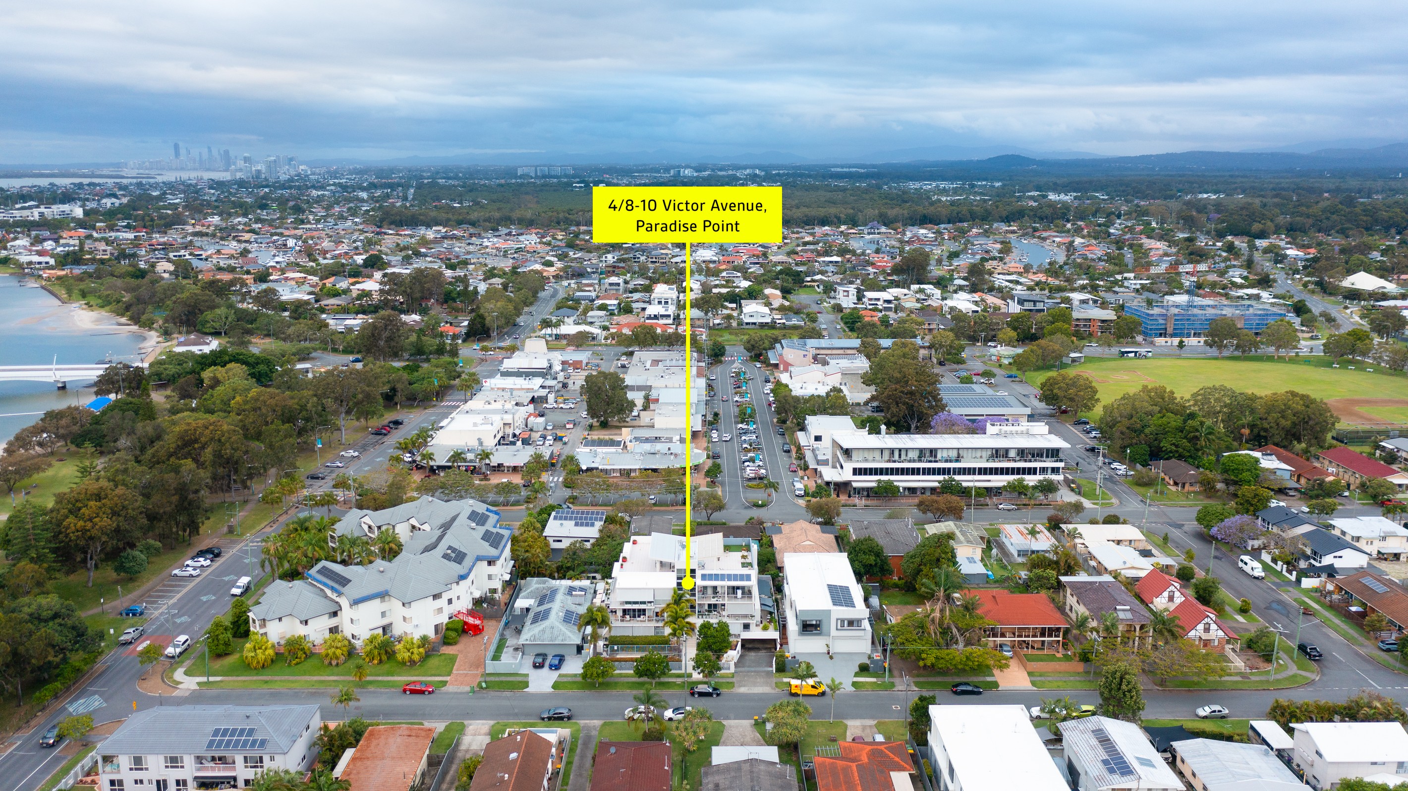 4/8 Victor Avenue, Paradise Point, QLD 4216