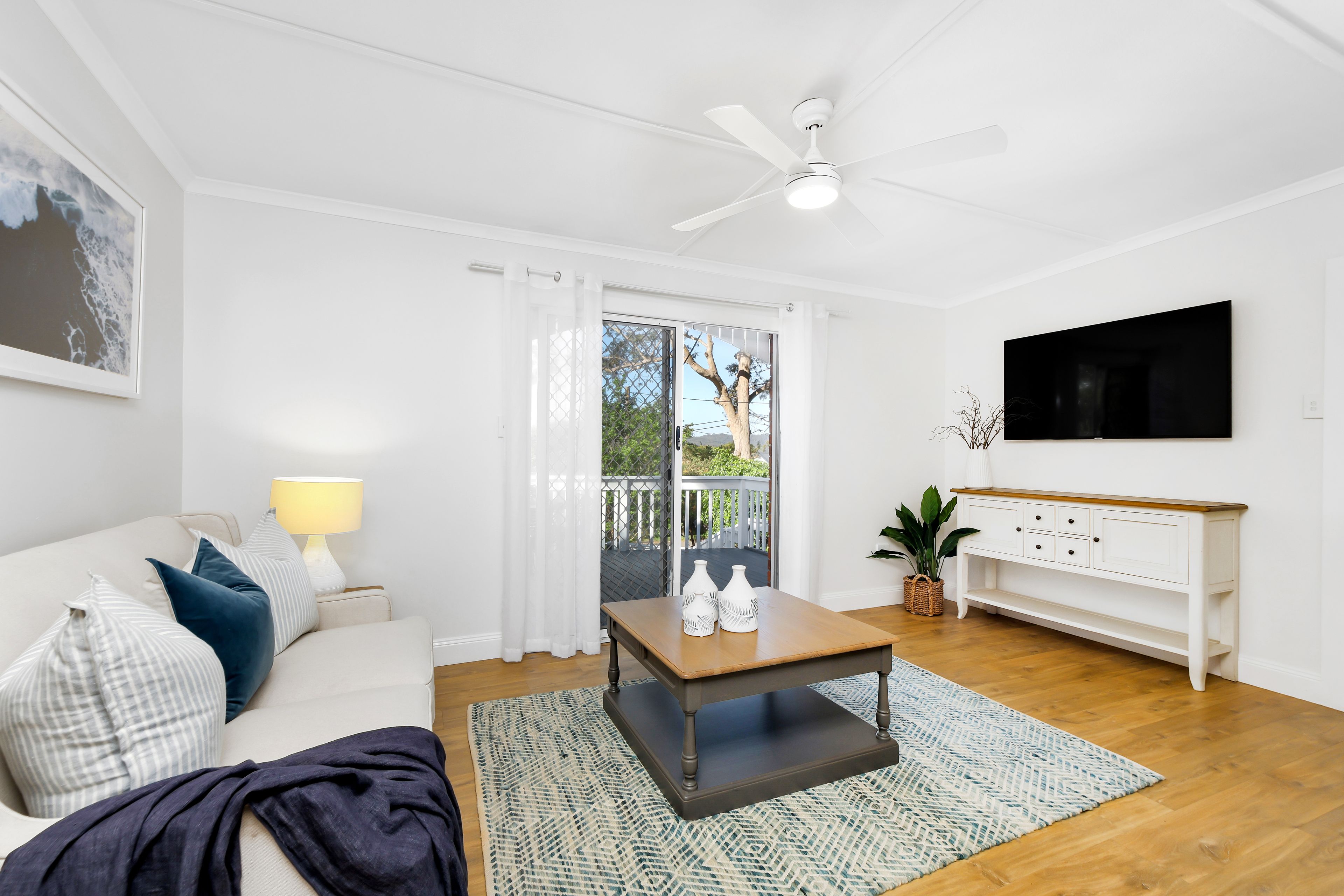 24 Hillcrest Road, Empire Bay, NSW 2257