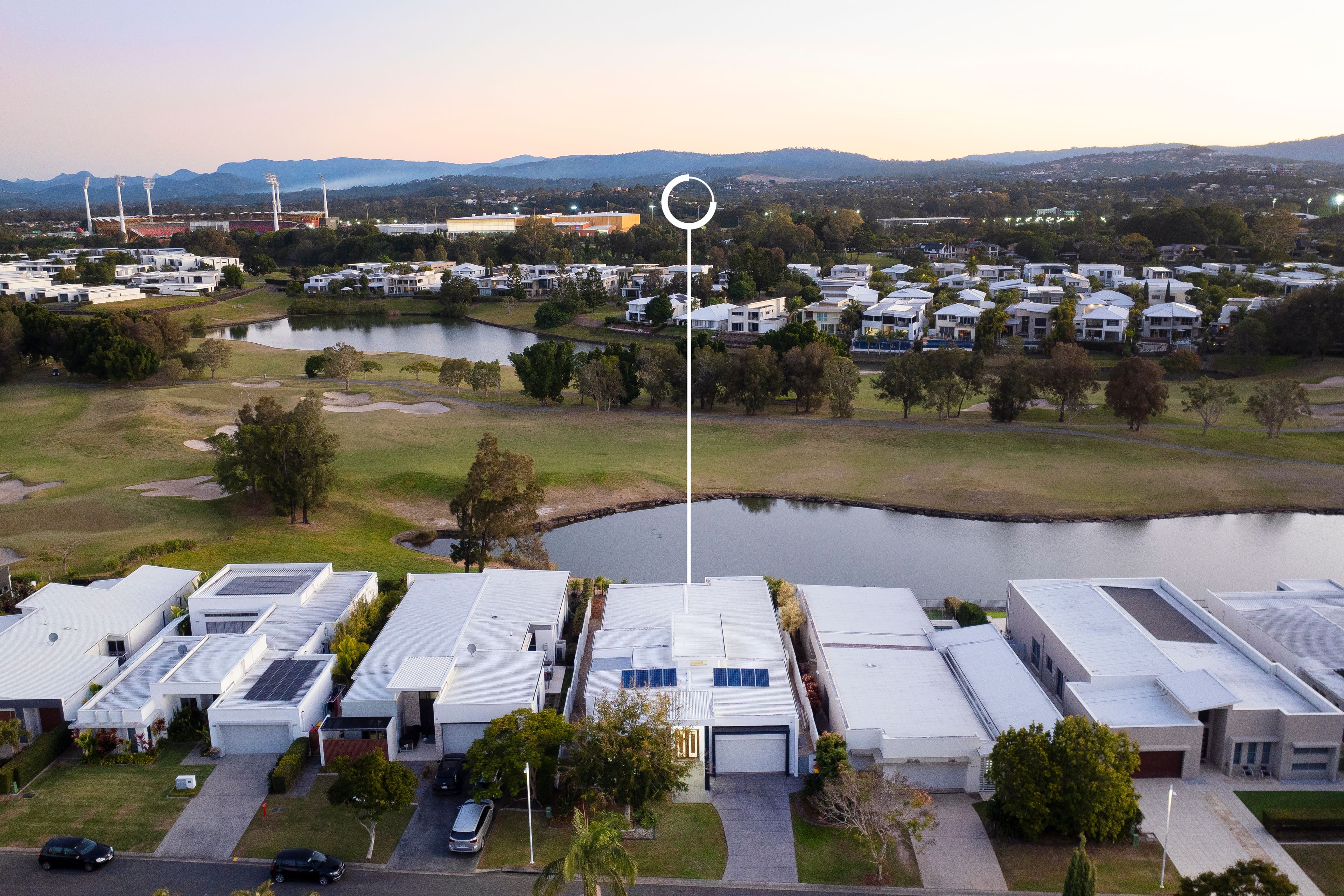 2012 The Boulevard, Benowa, QLD 4217