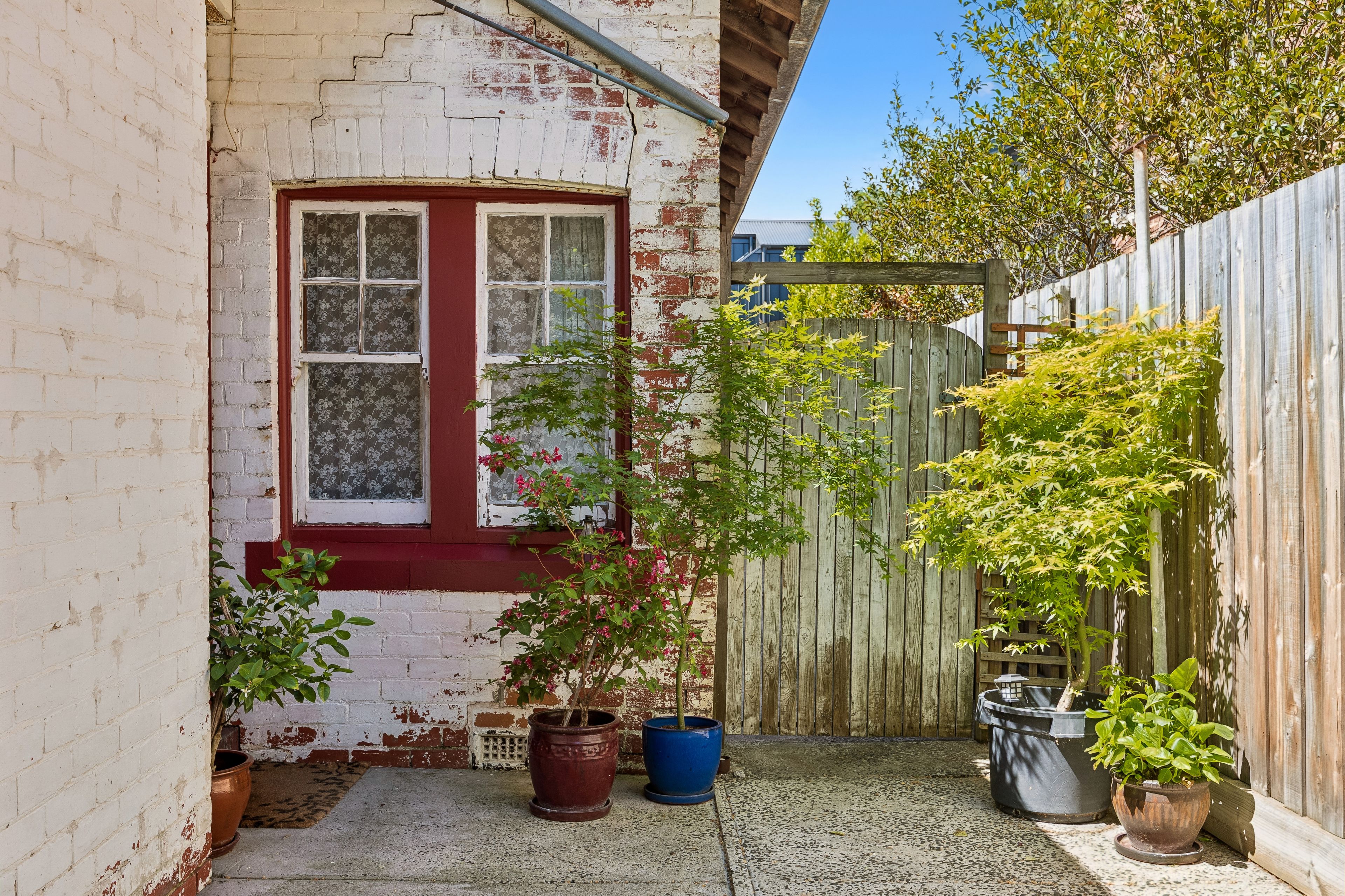 126 Mitford Street — photo 11 of 13