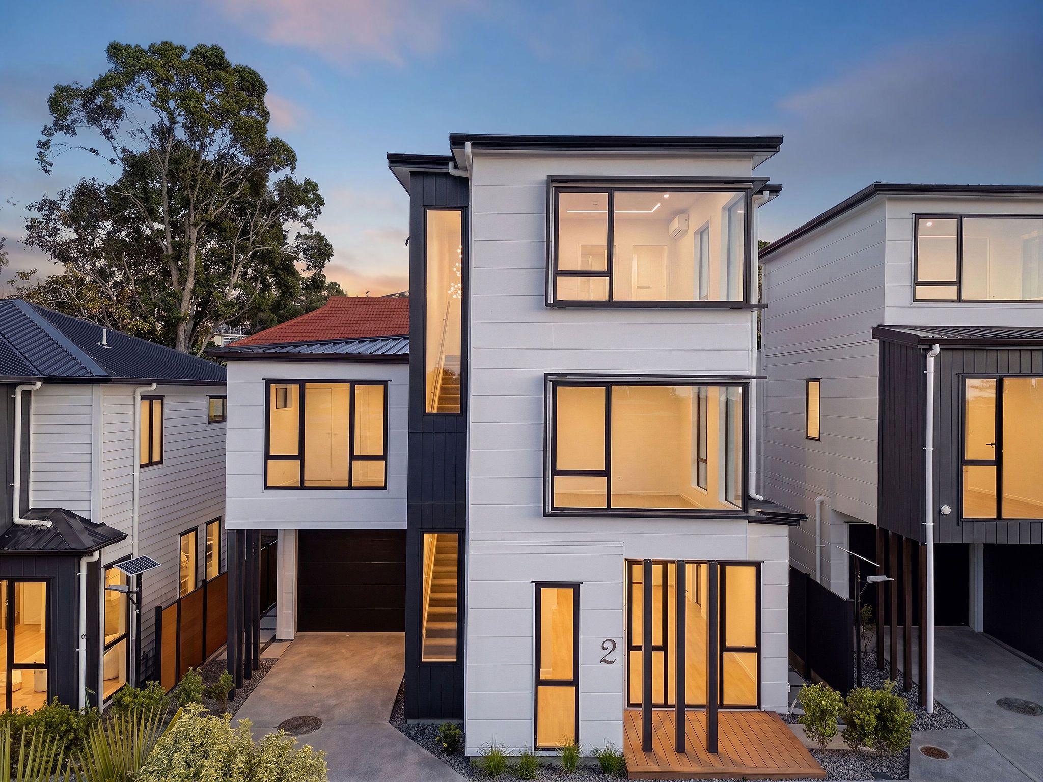 2/8 Park Rise, Campbells Bay, North Shore City