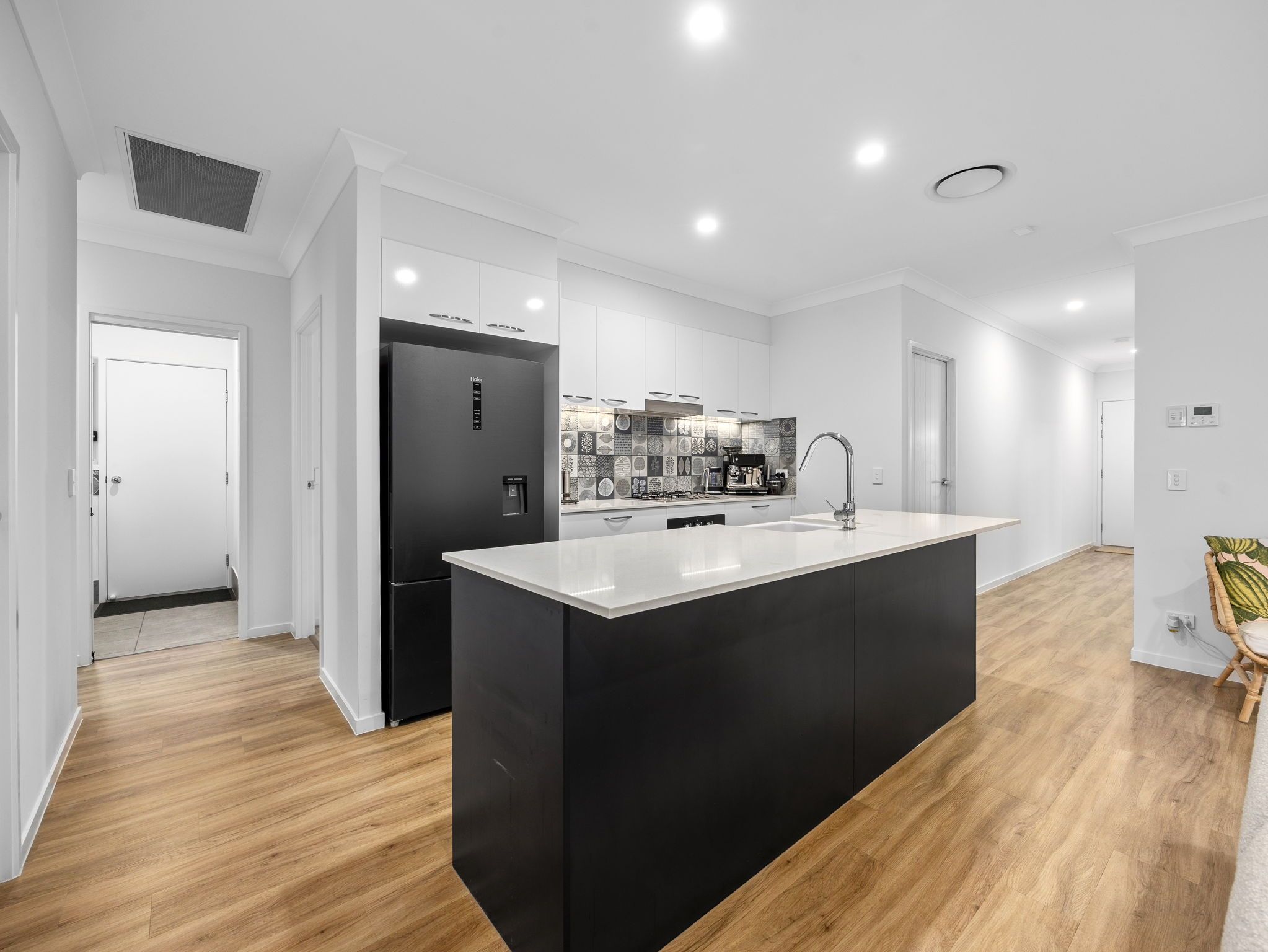 39 Caladenia Street — photo 7 of 19