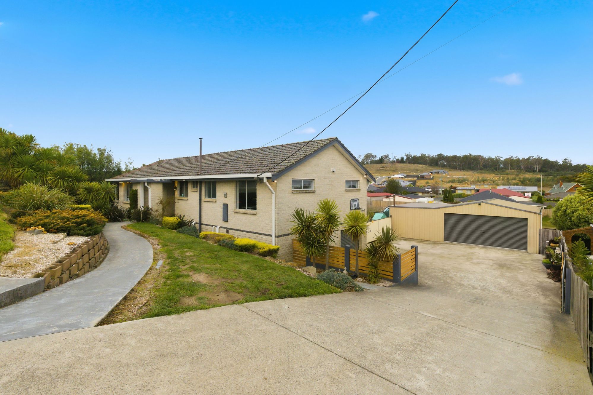 2/1 Foote Street — photo from Ray White Living Here - Invermay