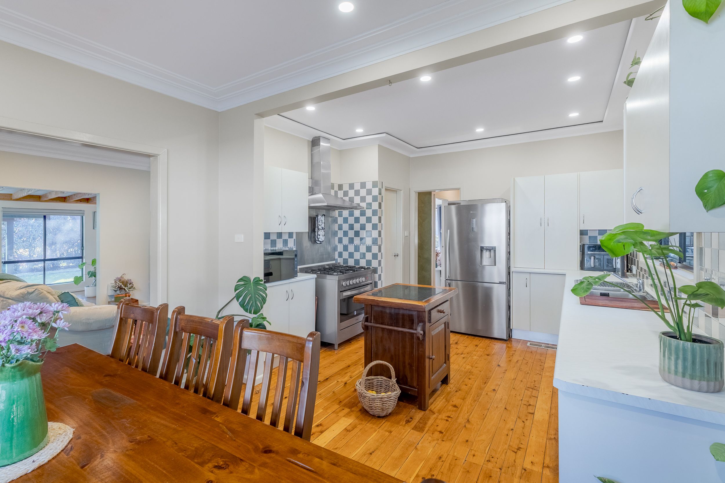 21 Laughton Street — photo 7 of 19