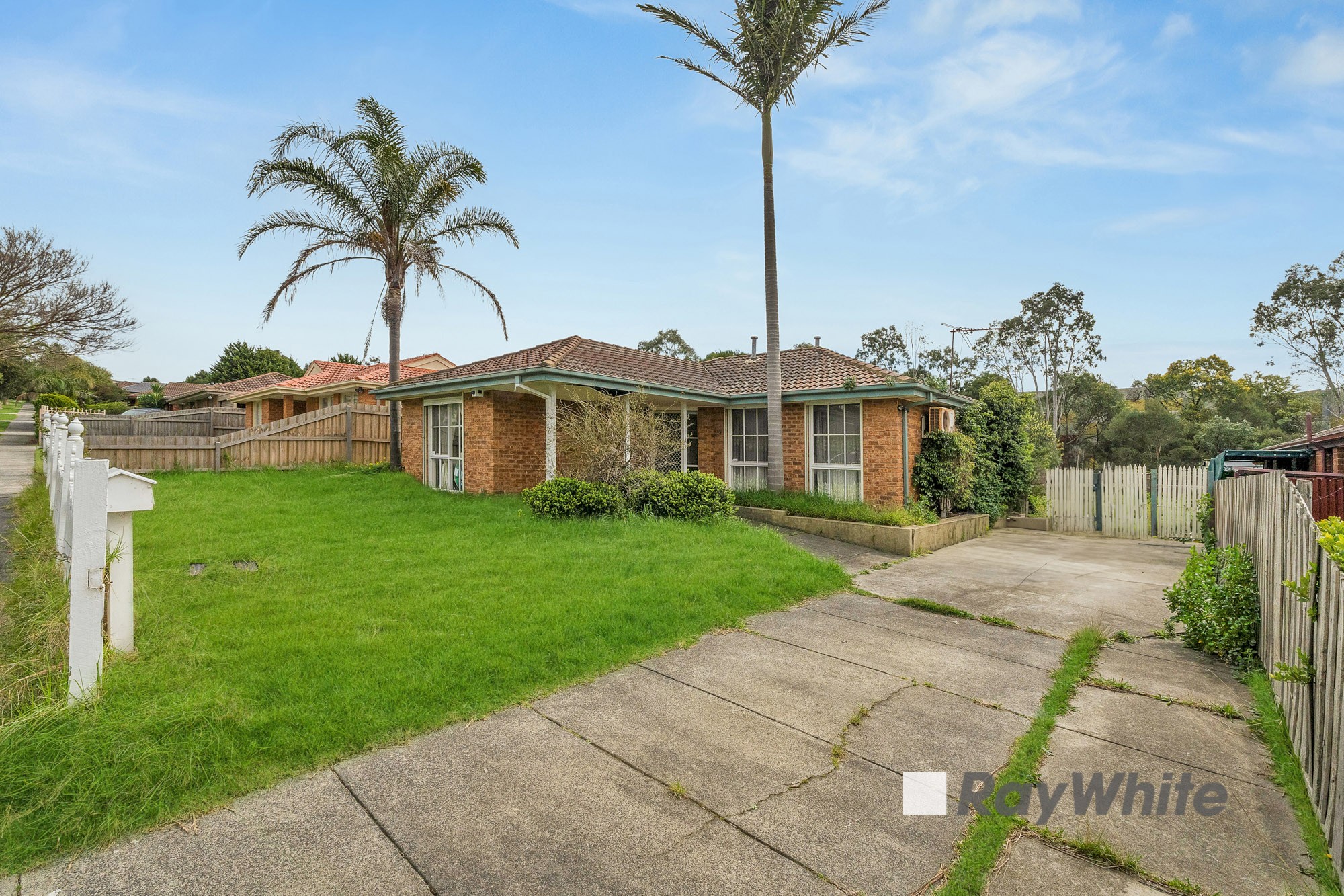 69 George Chudleigh Drive, Hallam, VIC 3803