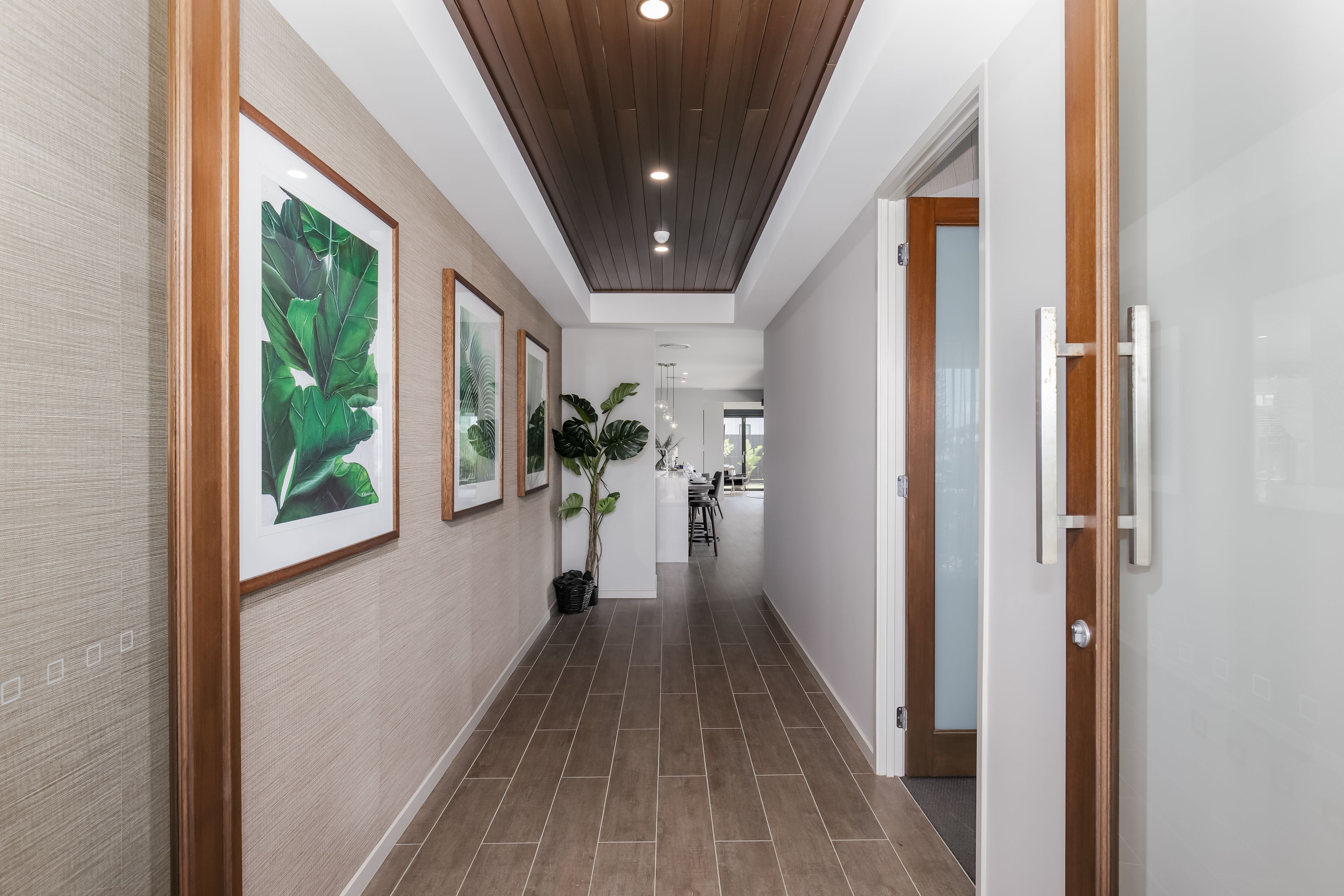 52 Spinnaker Boulevard, Newport, QLD 4020