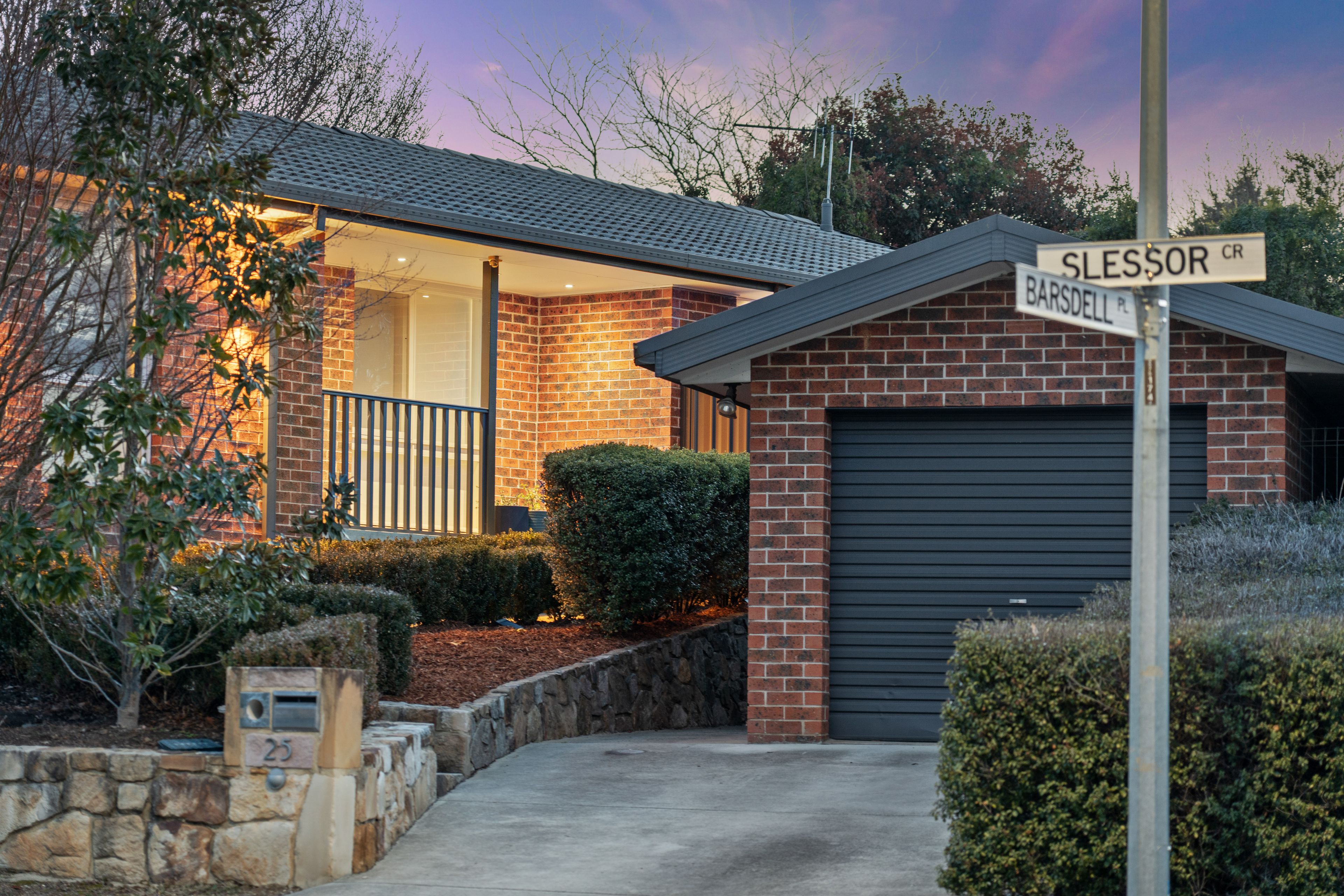 25 Slessor Crescent, McKellar ACT 2617