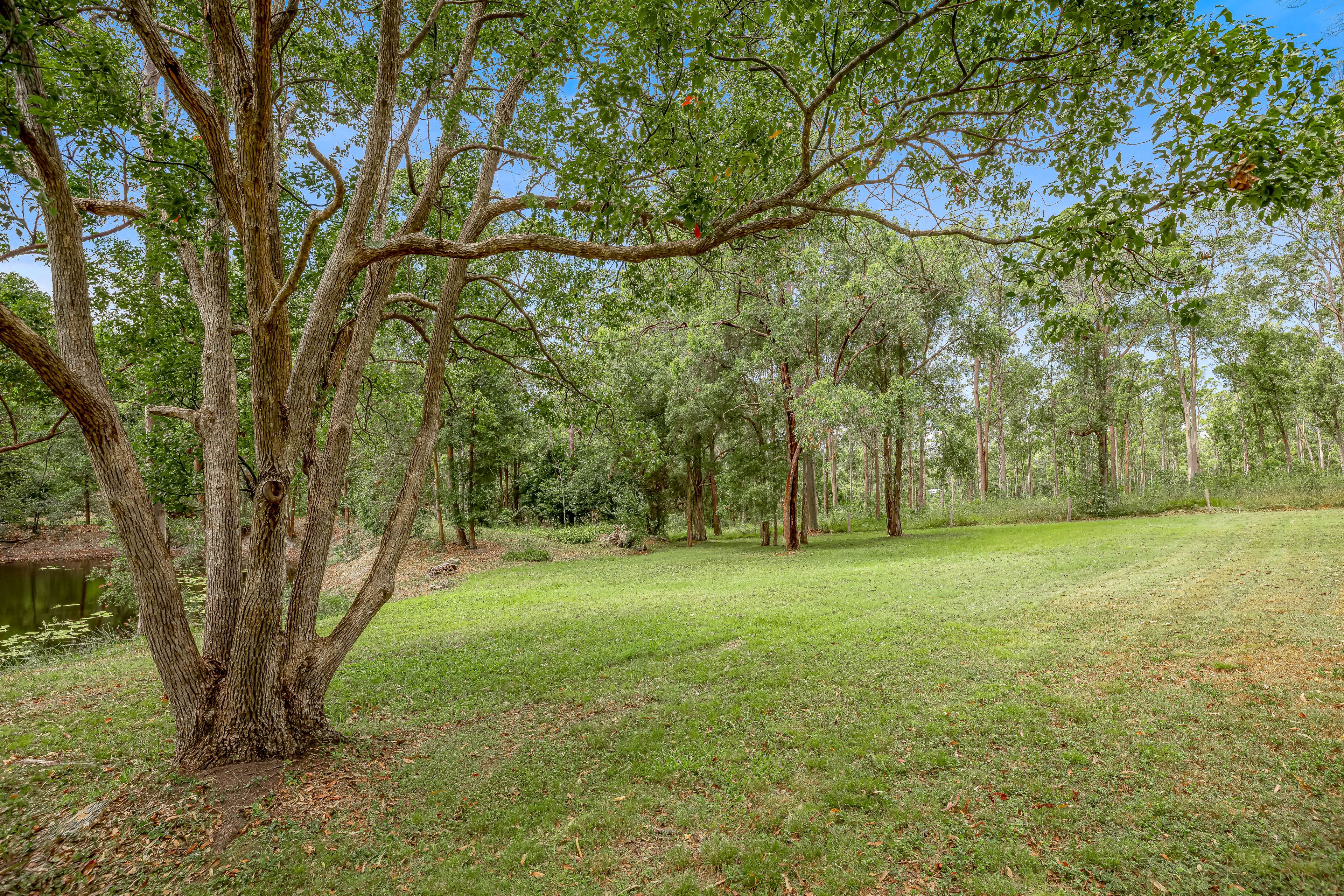 40 Groves Road, Araluen, QLD 4570