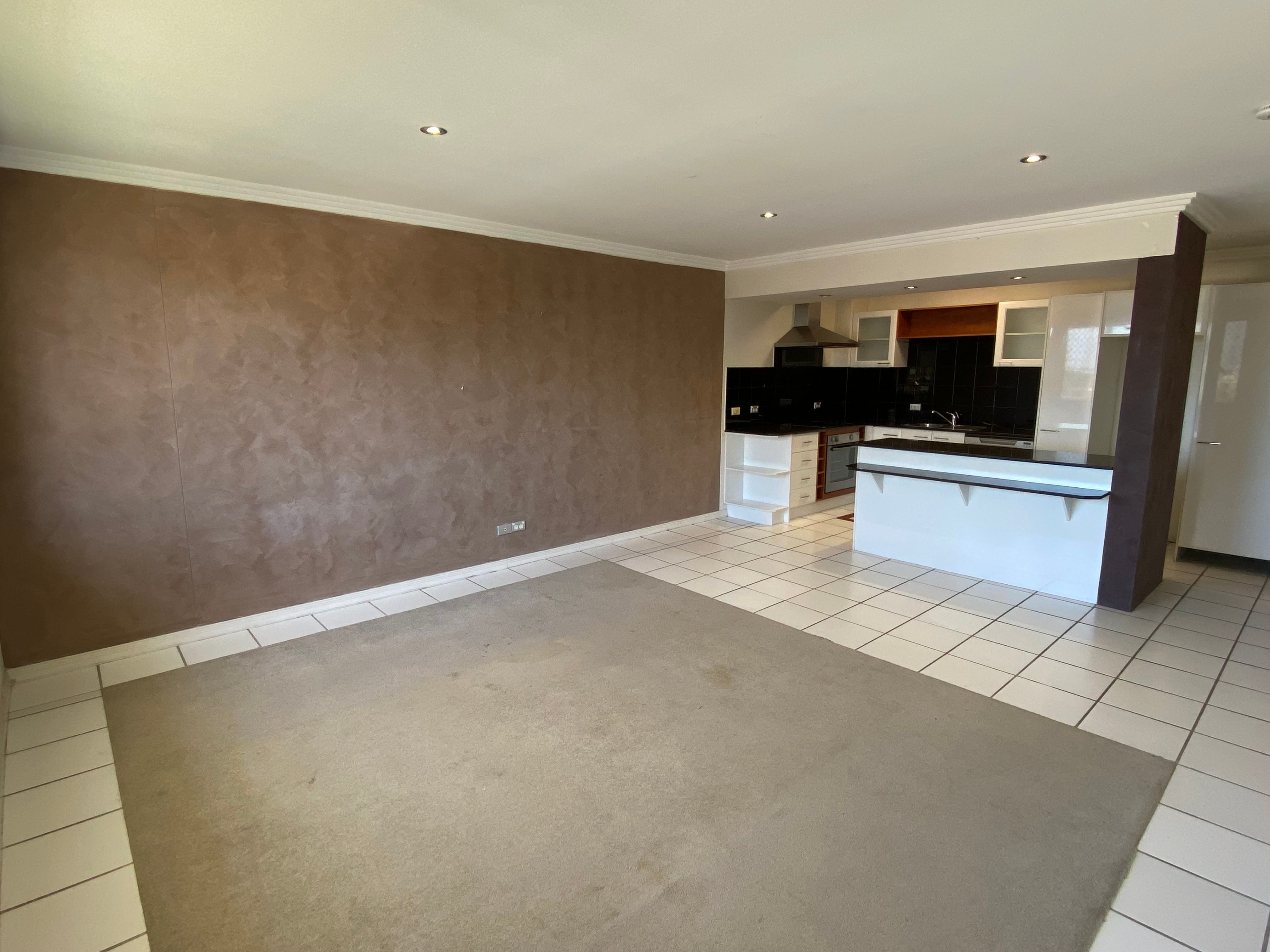 15/21 Armrick Avenue, Broadbeach, QLD 4218