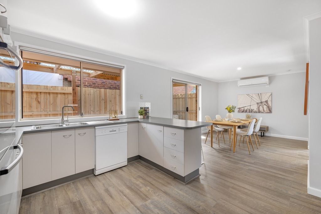 19 Thames Boulevard, Werribee, VIC 3030