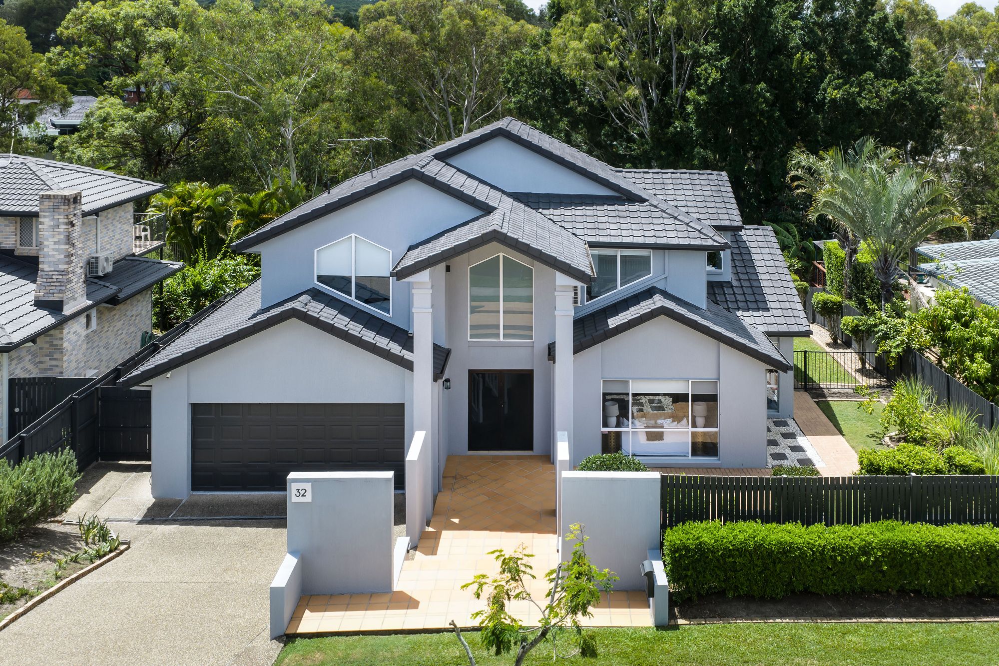 32 Amersham Crescent, Carindale QLD 4152