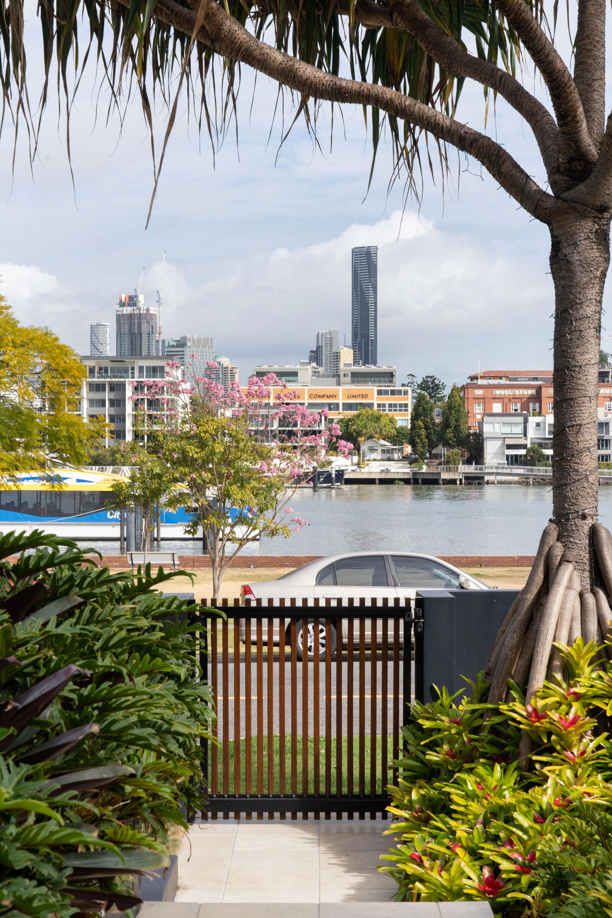 15 Gordon Street, Hawthorne, QLD 4171