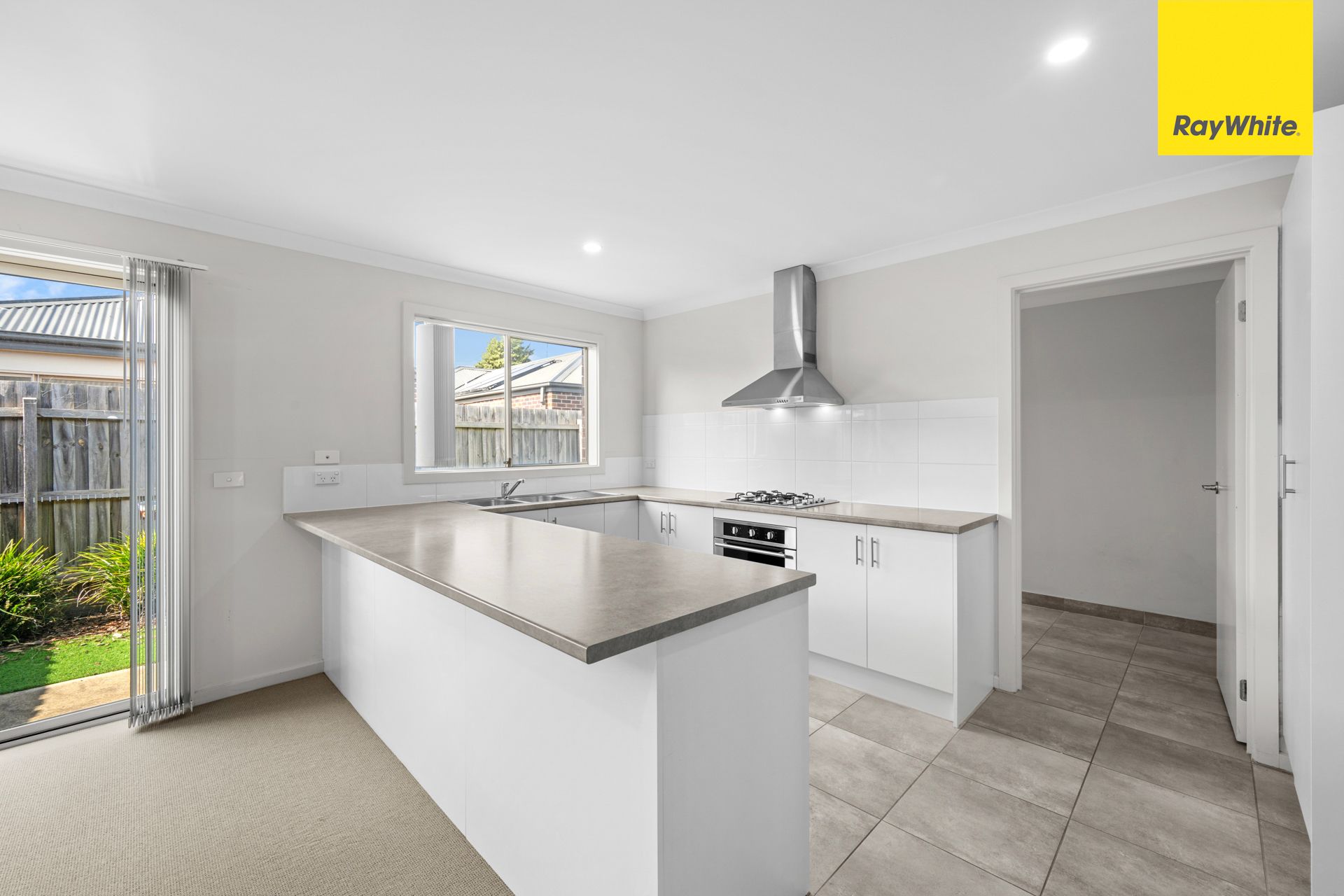 30B Grace Street — photo 9 of 13