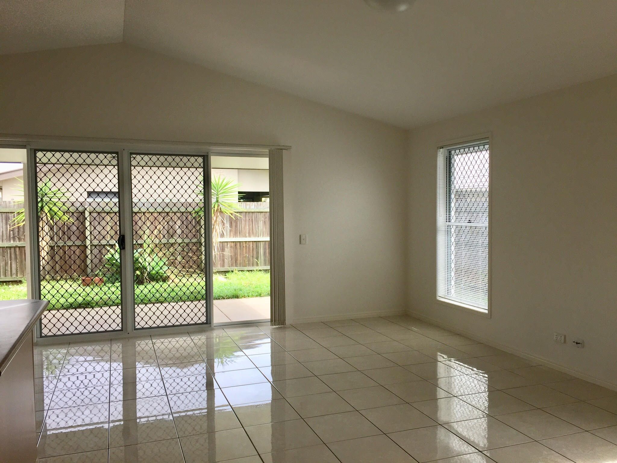 5 Forest Grove Crescent, Sippy Downs, QLD 4556