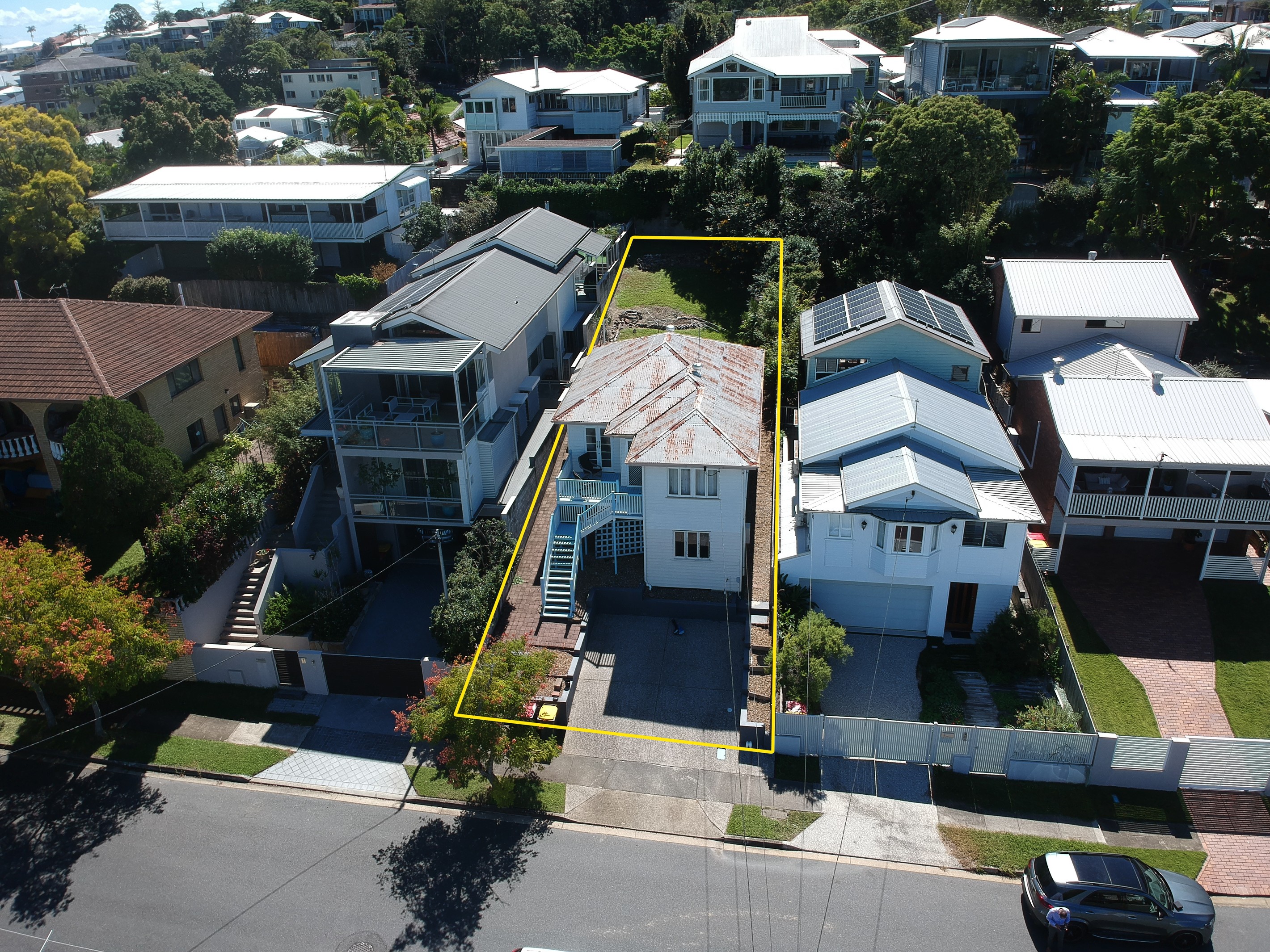 10 Sixth Avenue, Windsor, QLD 4030