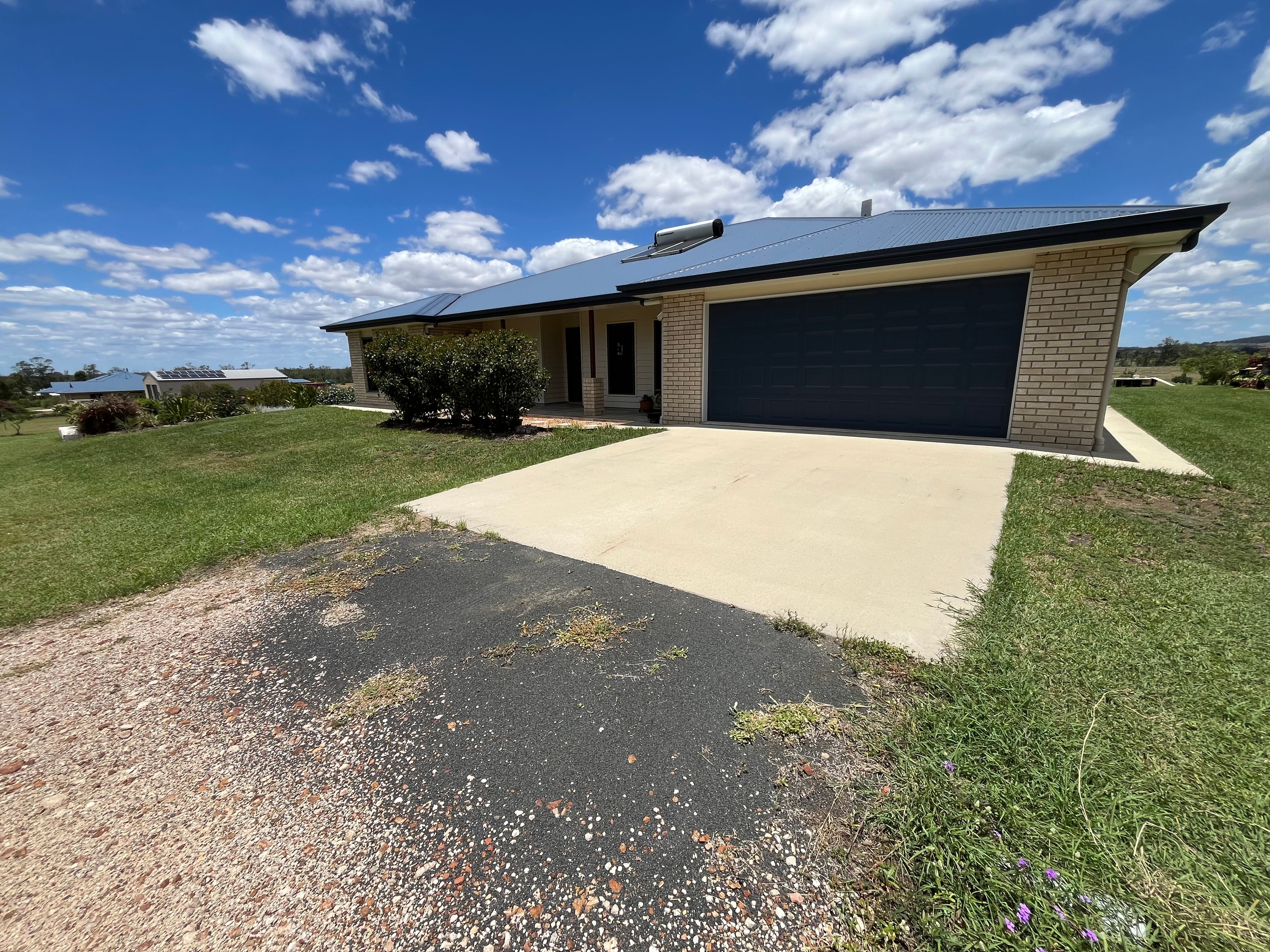 12 Debnam Road, Millmerran, QLD 4357