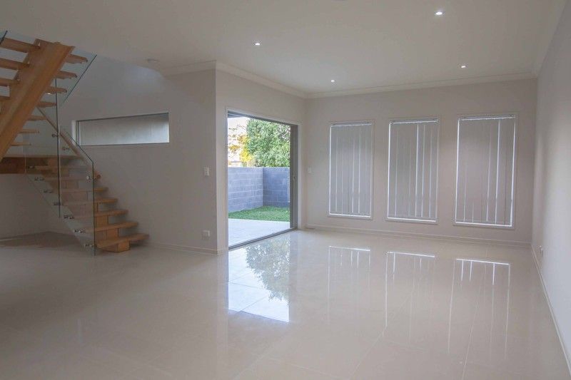 2/2 Compass Drive, Biggera Waters, QLD 4216