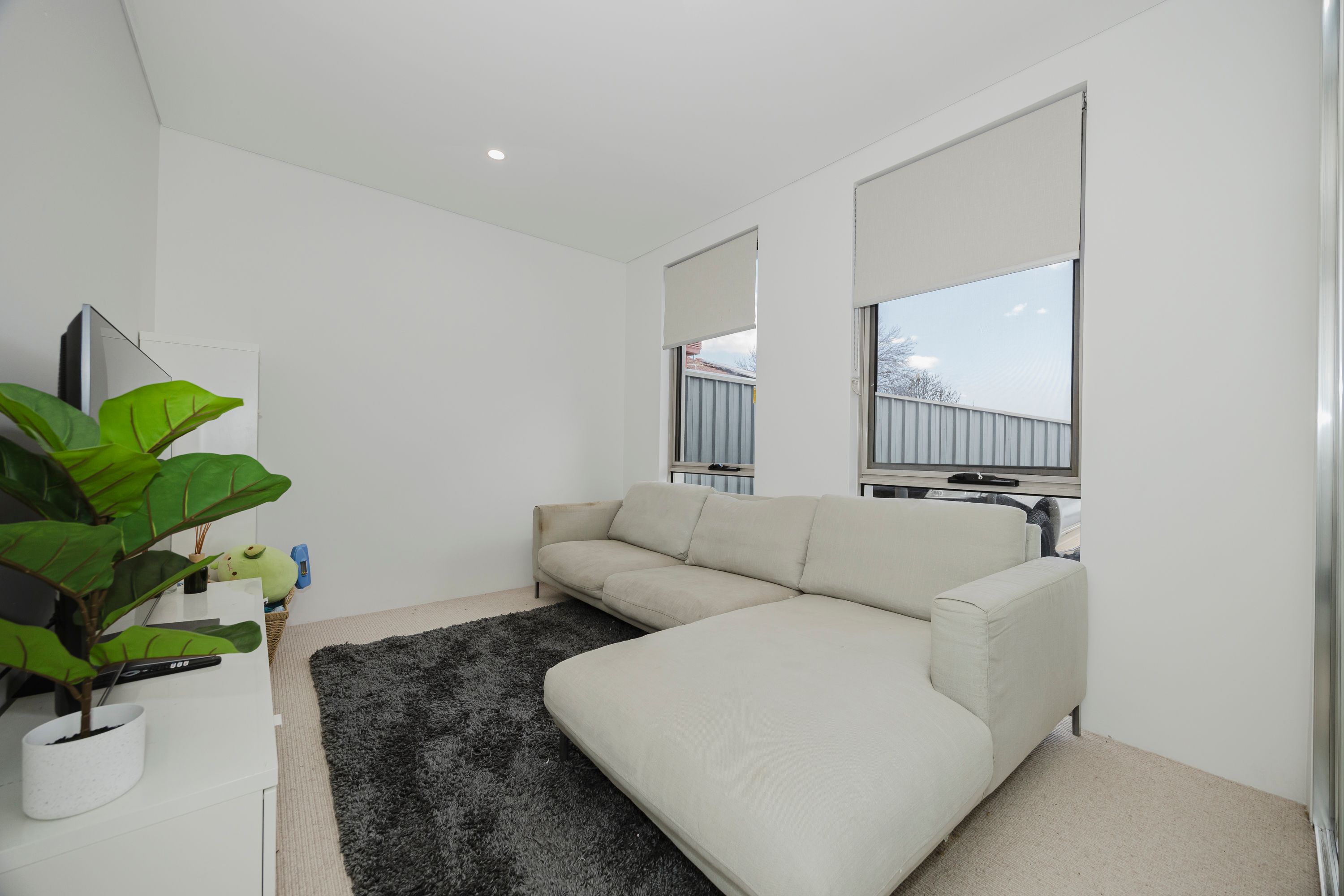 18A Jaeger Square — photo 11 of 24