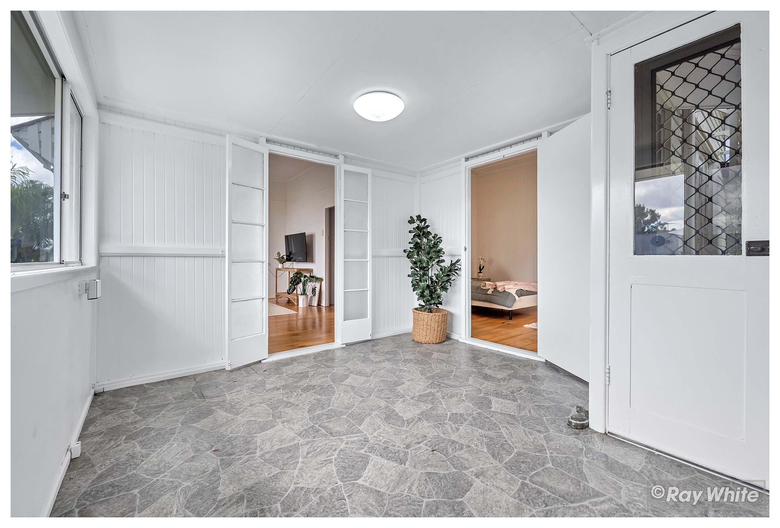 98 Princess Street, Berserker, QLD 4701