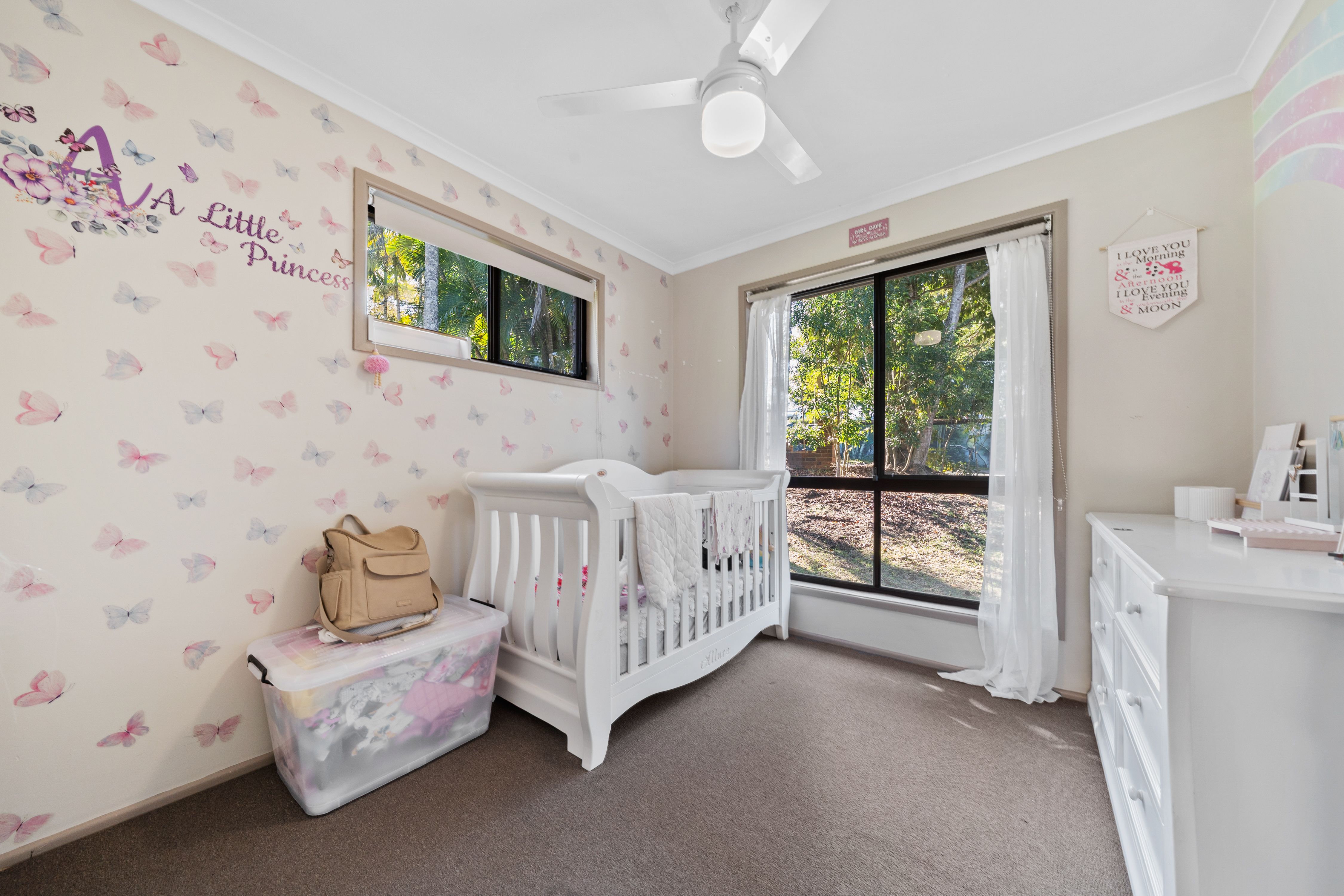 60 Roselea Street — photo 3 of 17