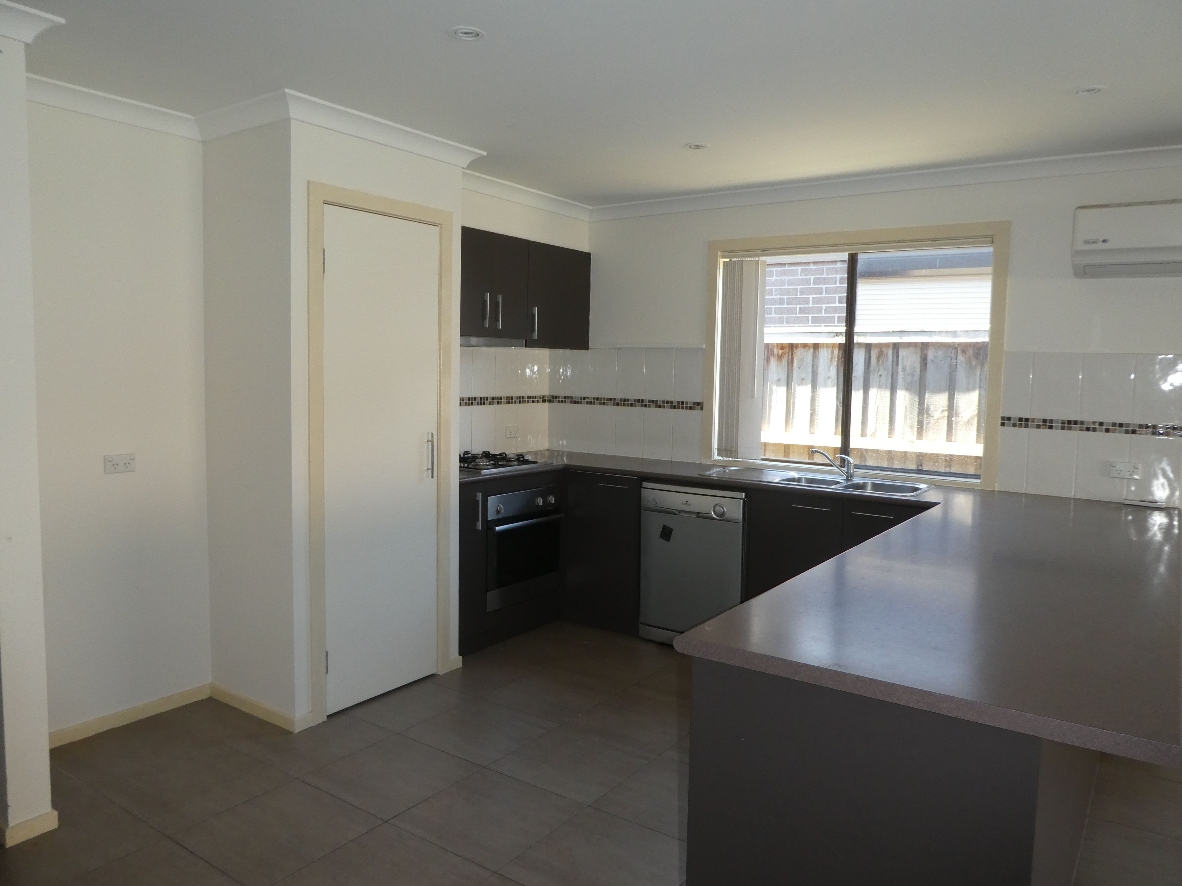 16 Islington Avenue, Cranbourne North, VIC 3977