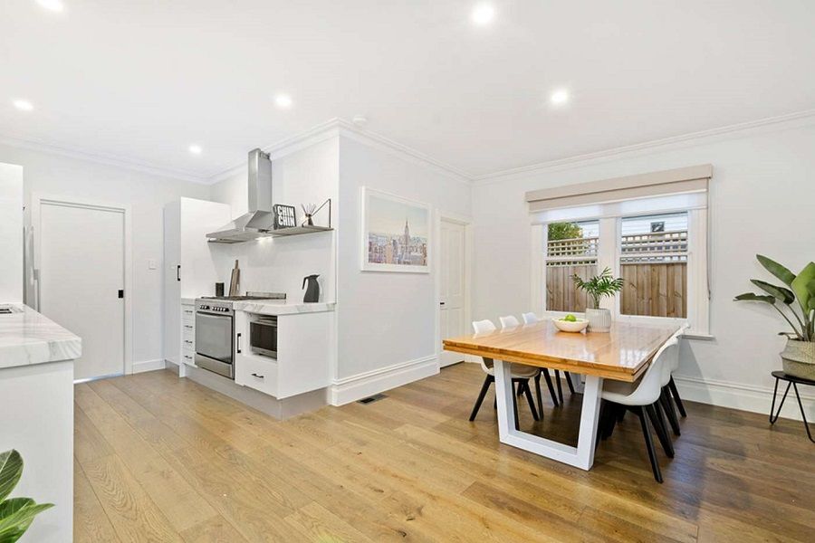 2 Oakbank Street, Newport, VIC 3015