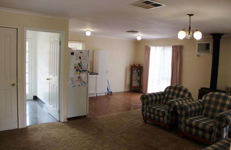 21 Osullivans Road, Huntly, VIC 3551 - House for Rent