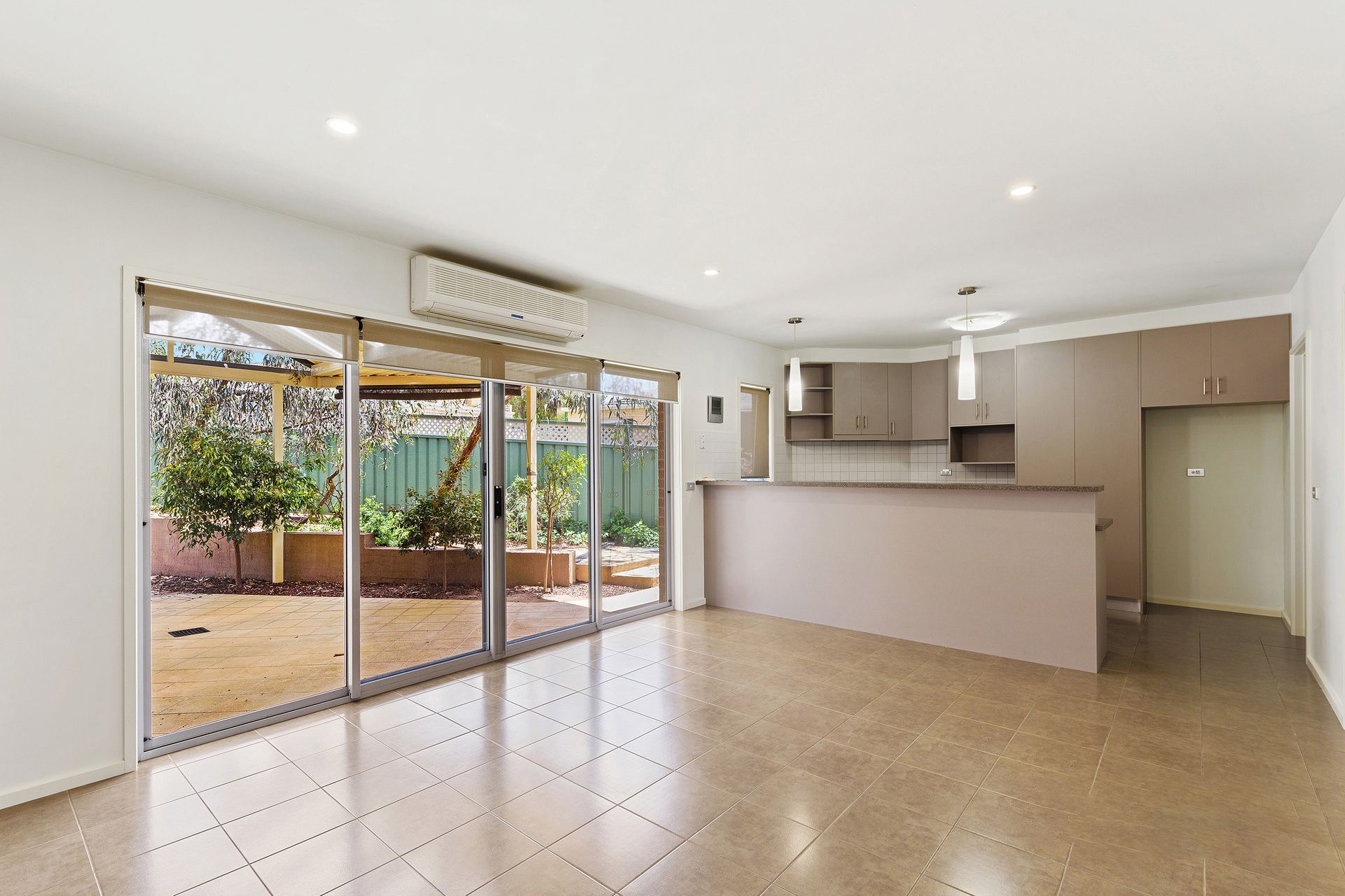 4/7A Curtin Mews, Flora Hill, VIC 3550